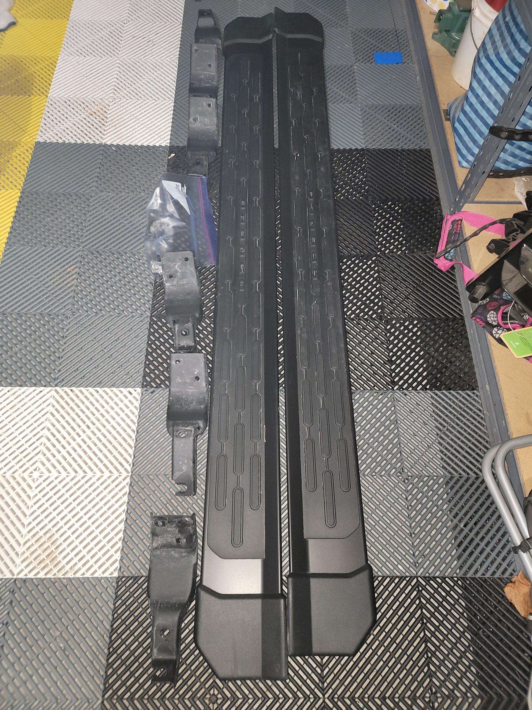Ford Bronco WTS Bronco Factory Running Boards 20220423_205608