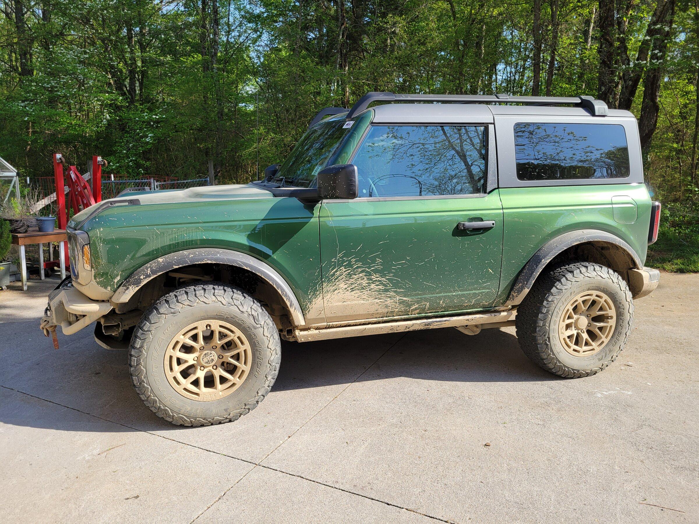 Ford Bronco ERUPTION GREEN Bronco Club 20220422_171240