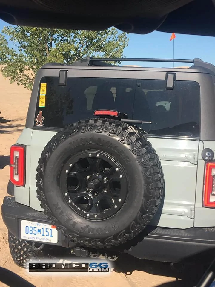 2021-bronco-sasquatch-dunes-10-jpg.jpg