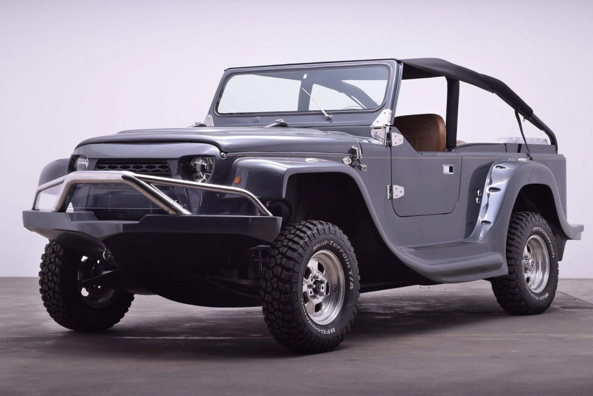 Ford Bronco Amphibious Bronco option, would you? IMG_2524