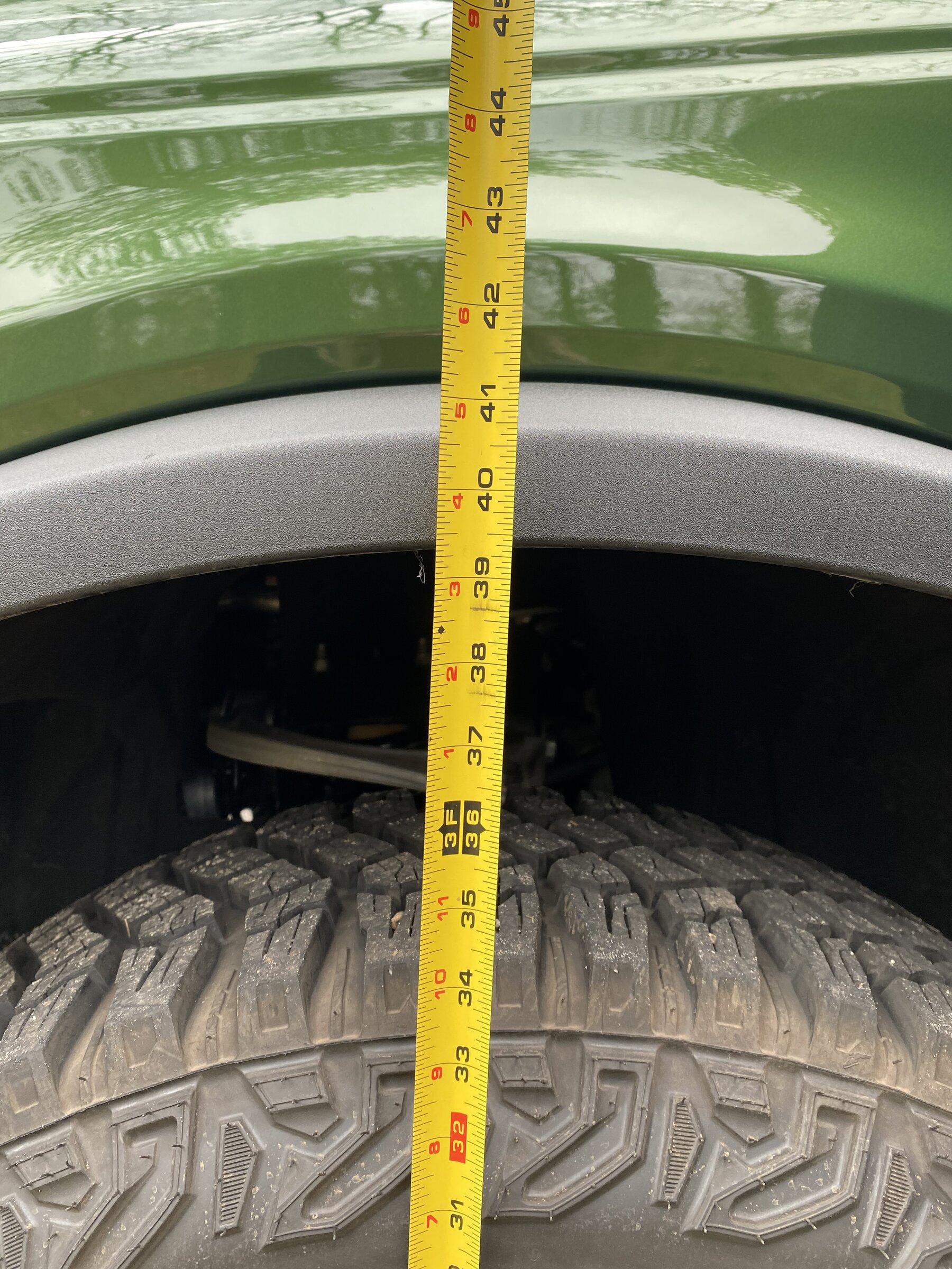 Ford Bronco ERUPTION GREEN Bronco Club 2D6D6FC0-7457-4B48-A6E6-8DA23B392D3C