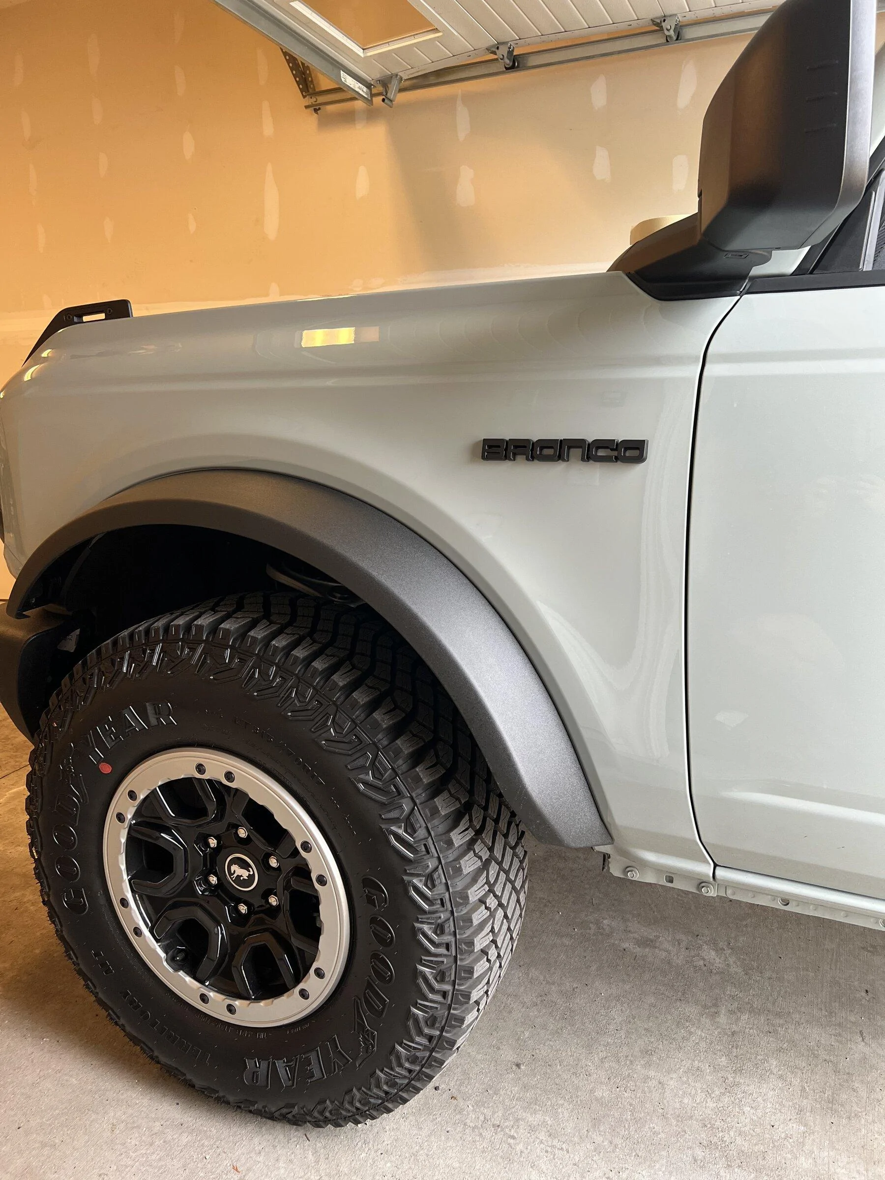 Ford Bronco RetroMod Bronco Build 8658EFD2-2783-4F15-8E20-42A704B566EA
