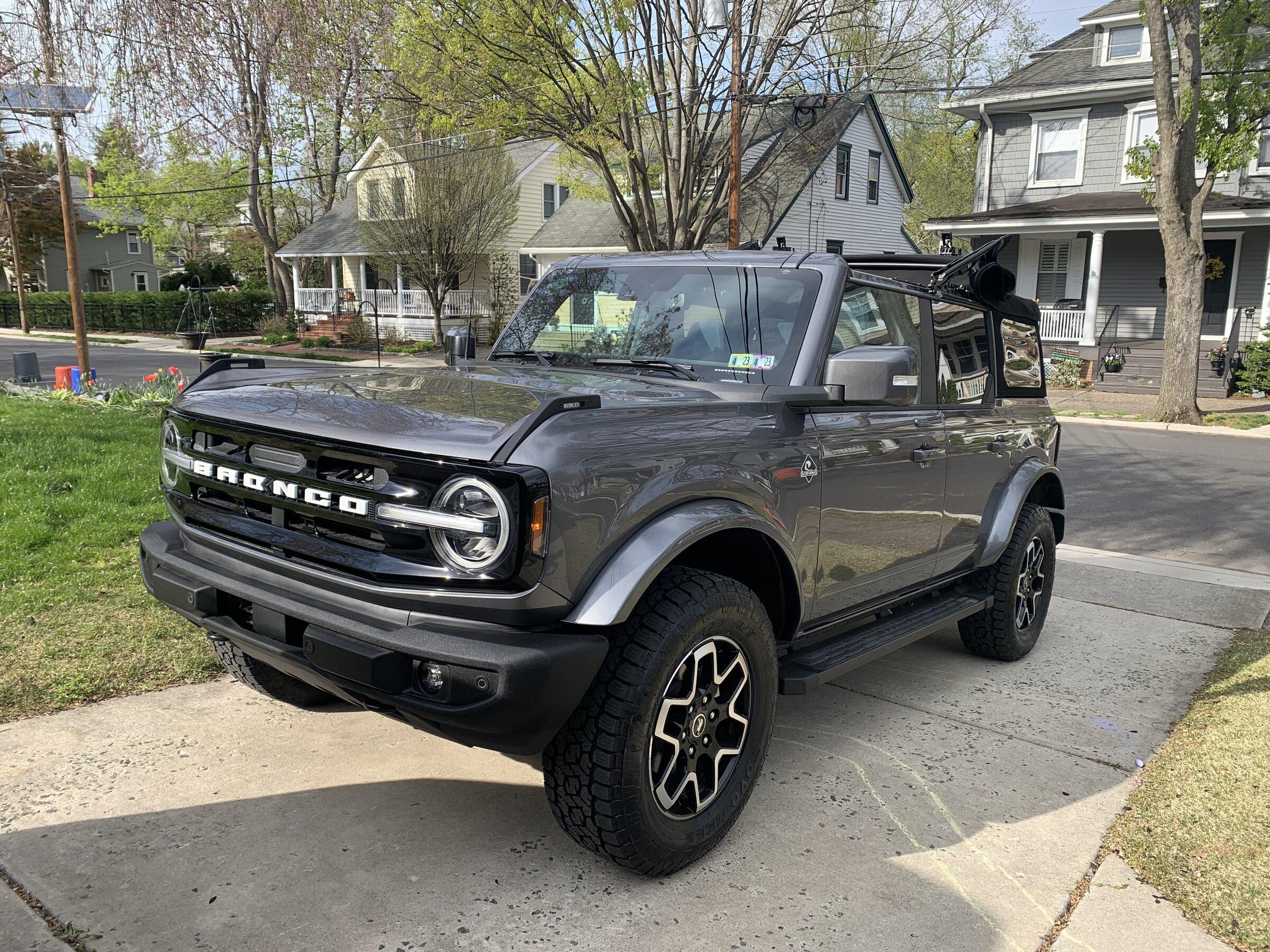 Ford Bronco 🛠 1/17/2022 Build week group 1F8B19BC-F558-4630-BBAF-FE049B4C4183