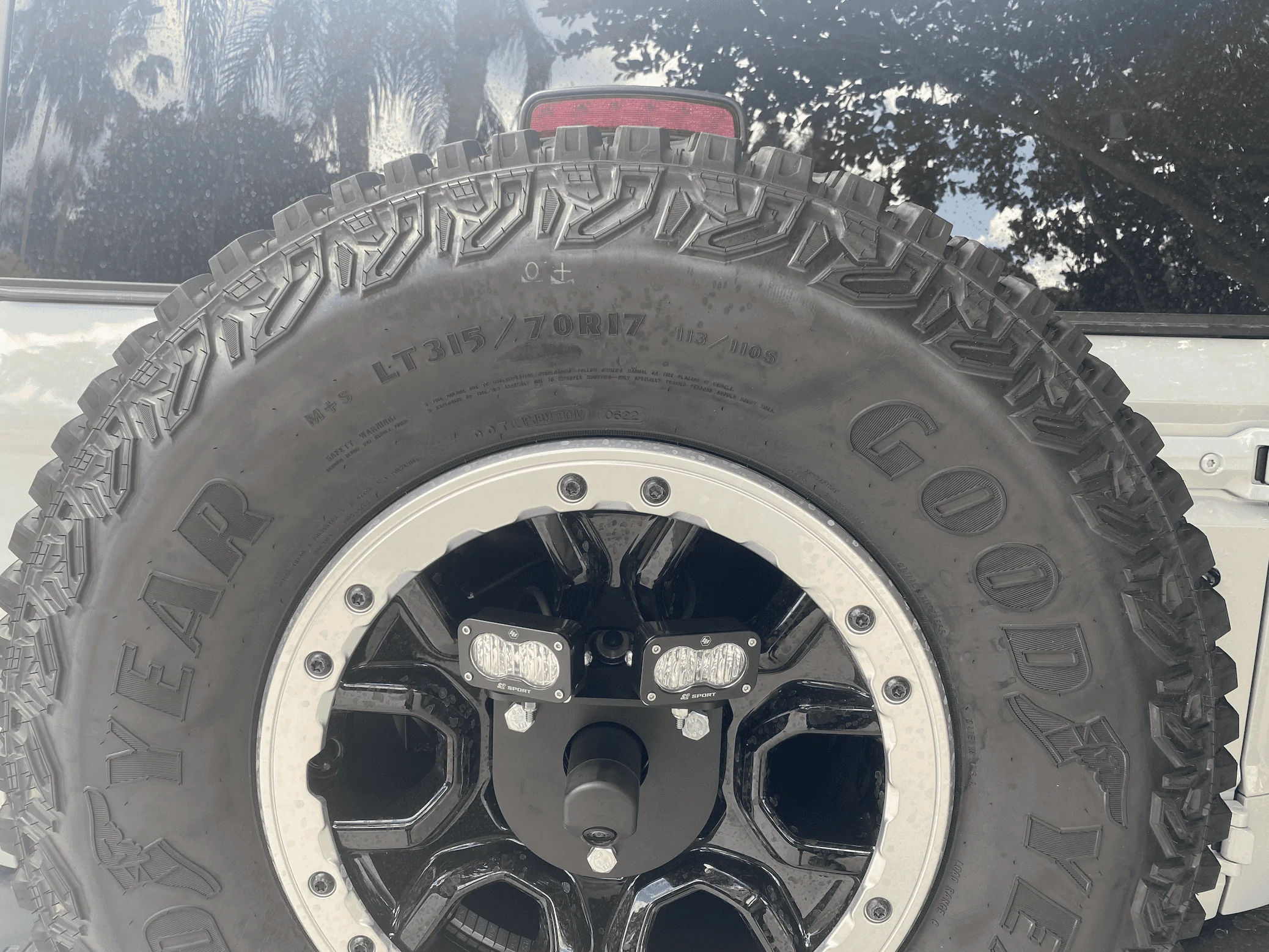 Ford Bronco Meet MOON Screen Shot 2022-04-27 at 10.27.17 AM