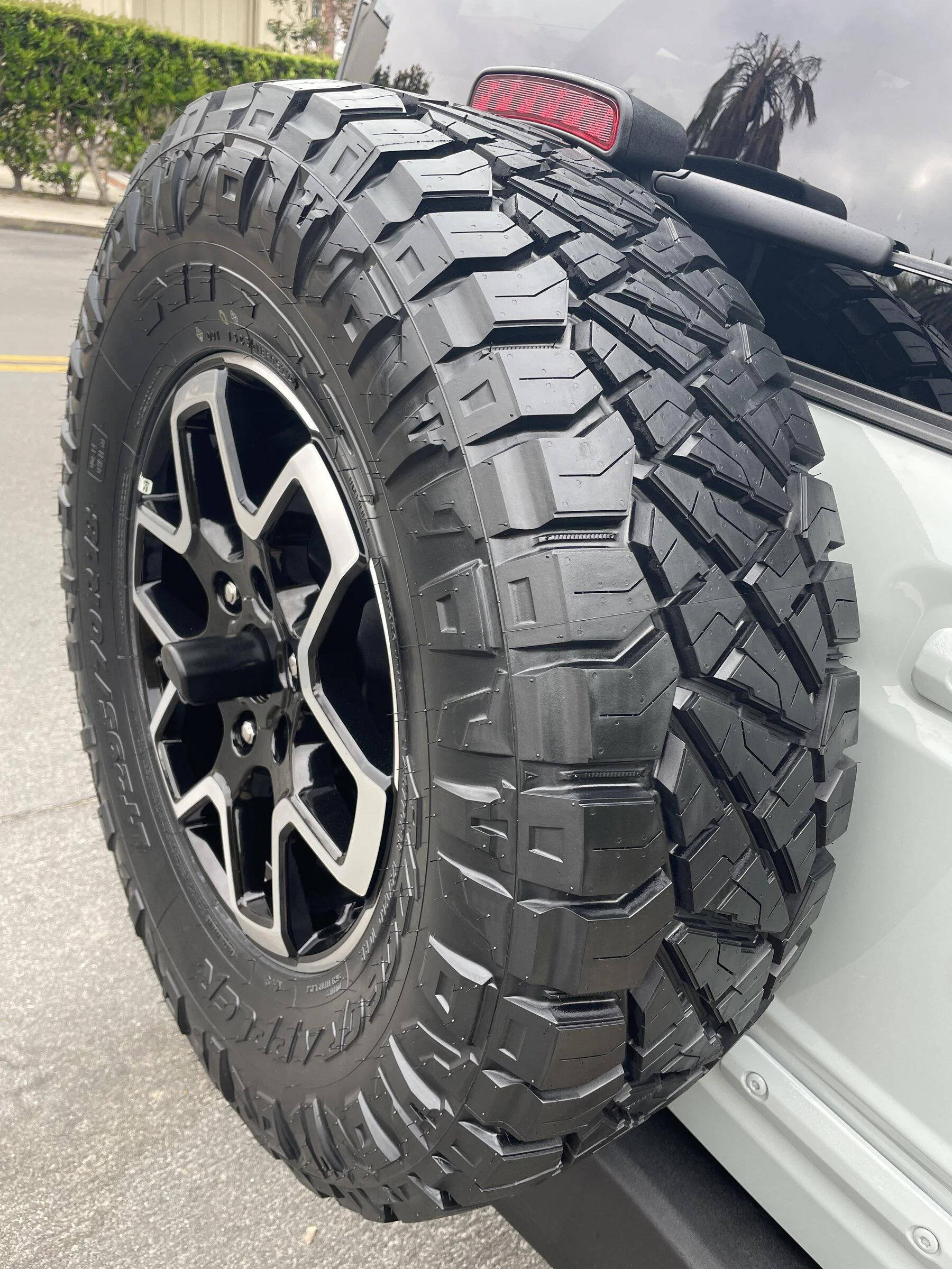 Ford Bronco How to protect exposed spare tire from the elements?? 4BCD9025-6AA0-4E5D-8E85-58797E0D4243