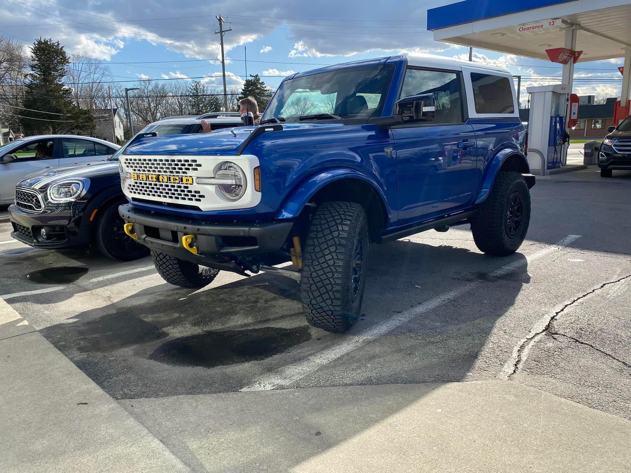 Ford Bronco Lightning Blue Bronco Customized With White MIC Top, White Grill, Yellow Letters & Accents Velocity Blue Bronco Customized With White MIC Top, White Grill, Yellow Letters & Accents 1