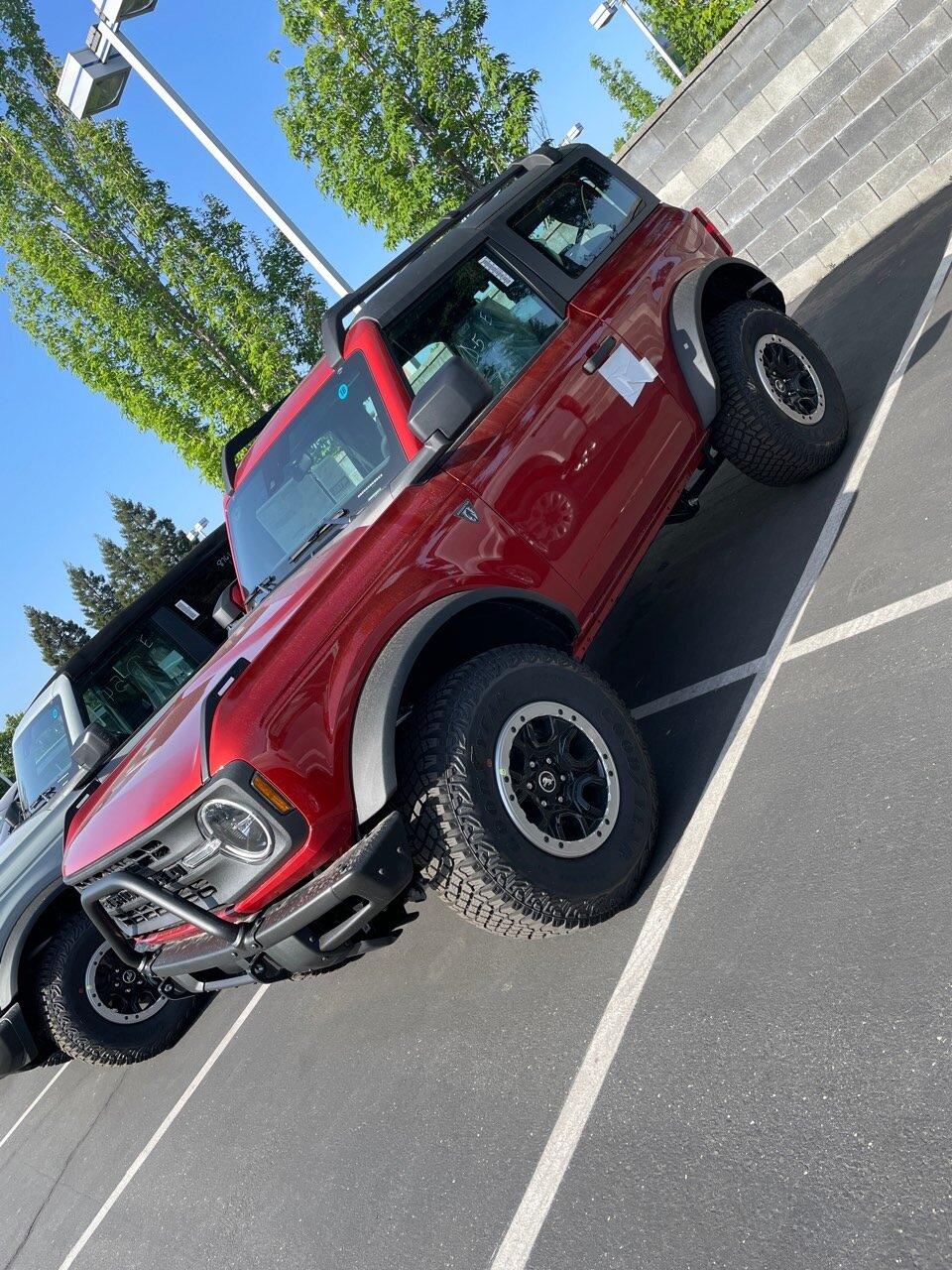 Ford Bronco 🛠 3/14/22 Build Week Group 89057EE6-C5F9-4437-A410-1B0440B04505