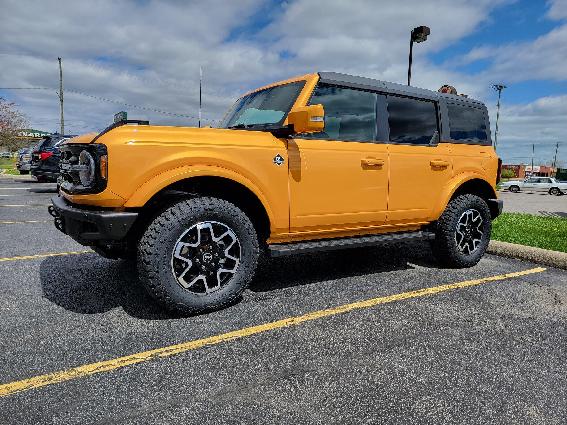 Ford Bronco 🛠 3/14/22 Build Week Group 20220427_130226