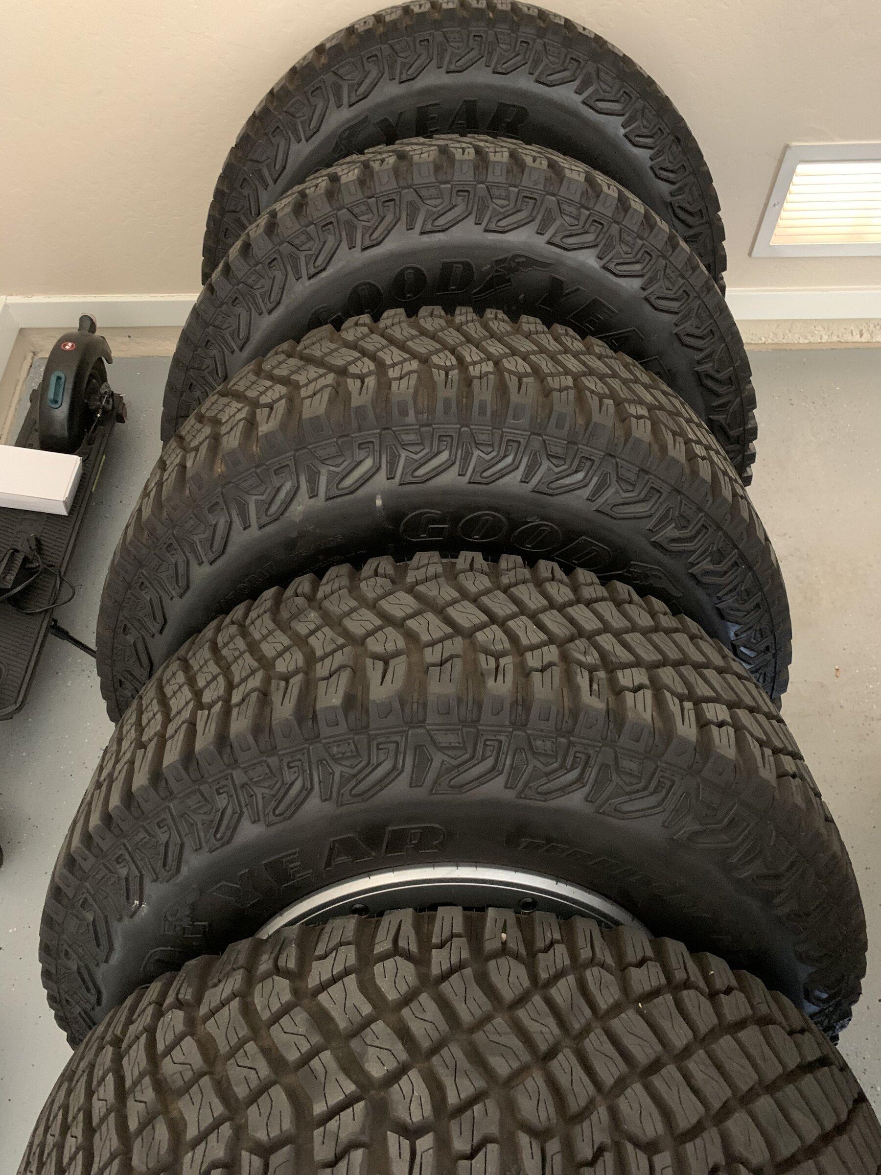Ford Bronco Sasquatch Take Offs. 300 miles. Include TPMS 6A7BDDF1-8754-4572-8857-635198EAF8BC