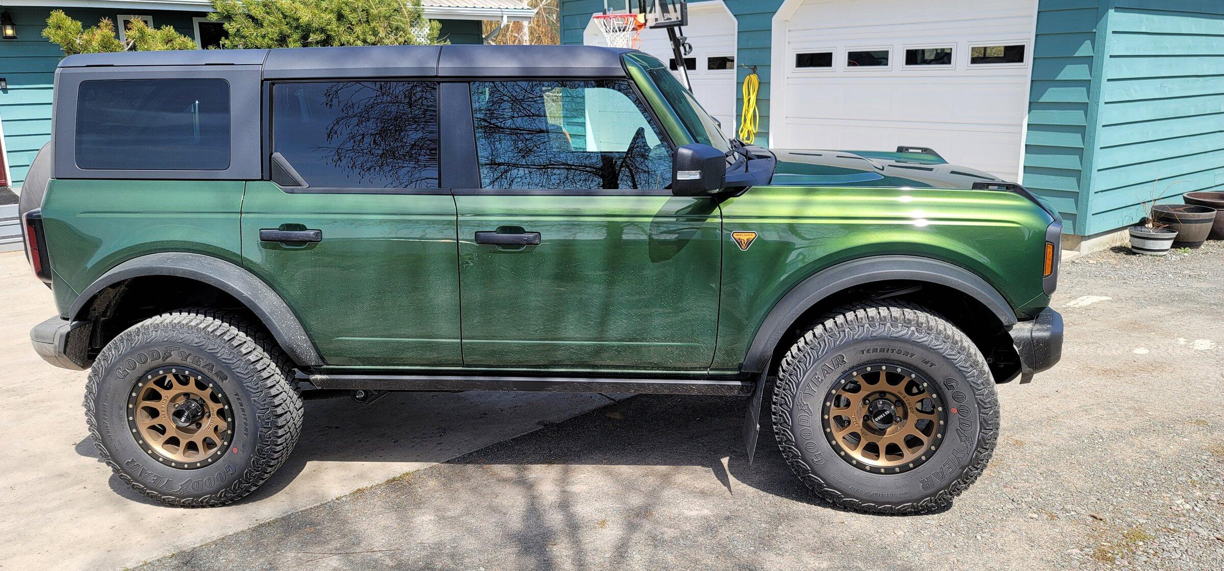 Ford Bronco ERUPTION GREEN Bronco Club 20220424_140258