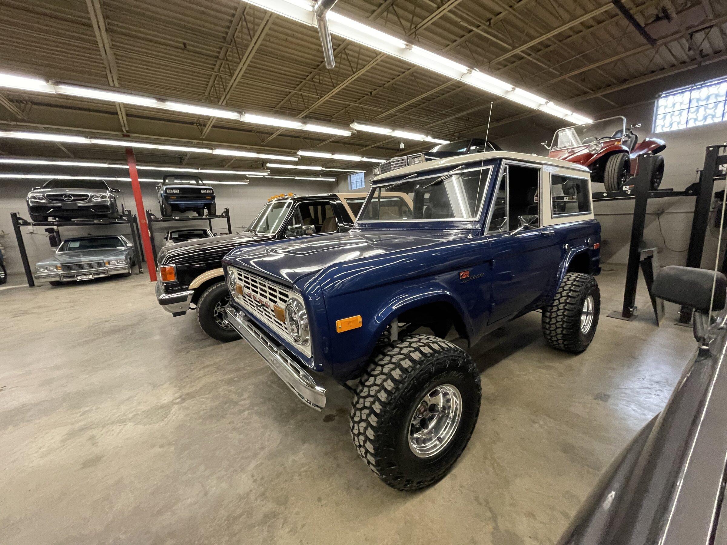 Ford Bronco Mature Bronco Porn BE1D855B-C230-4C3F-8FFD-92EF3555DE04