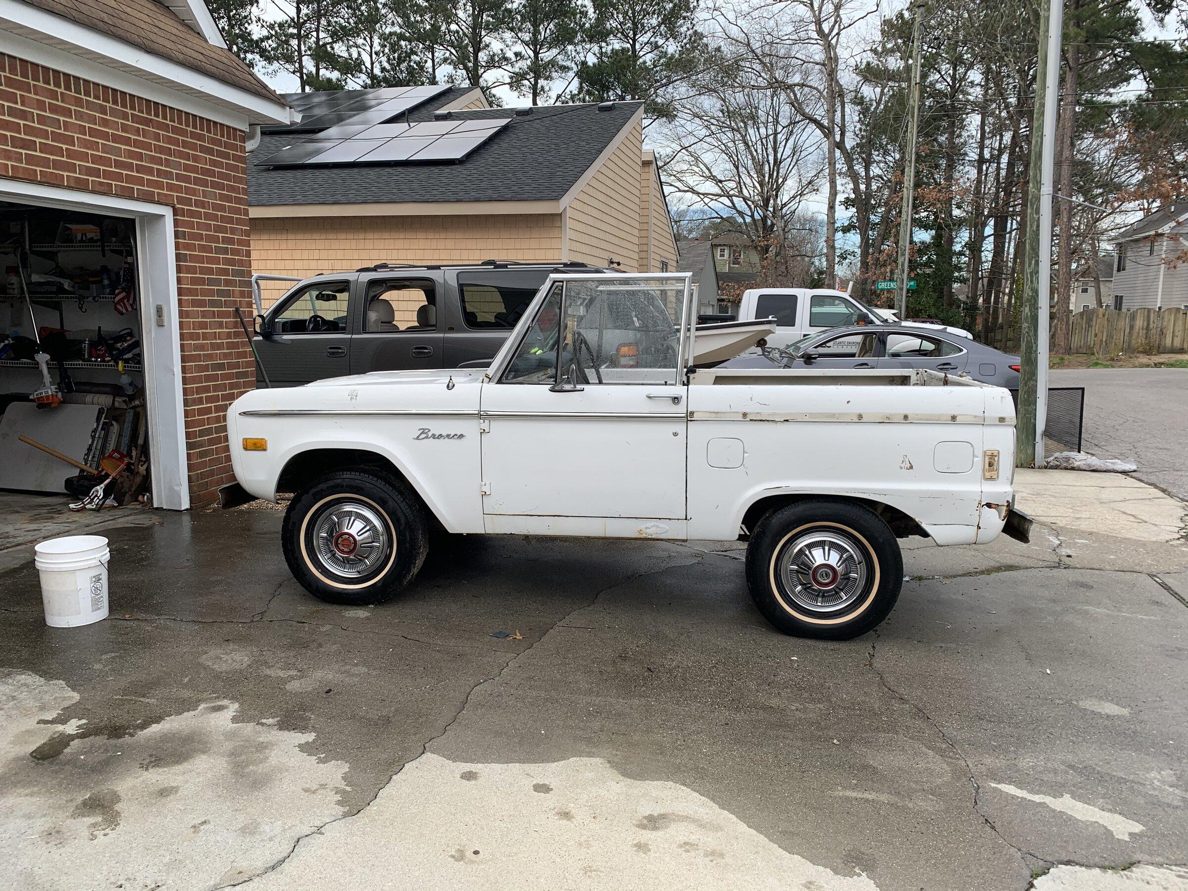 Ford Bronco Mature Bronco Porn 66F772AD-0807-4FB1-9CFF-F26A8CEBAE6D