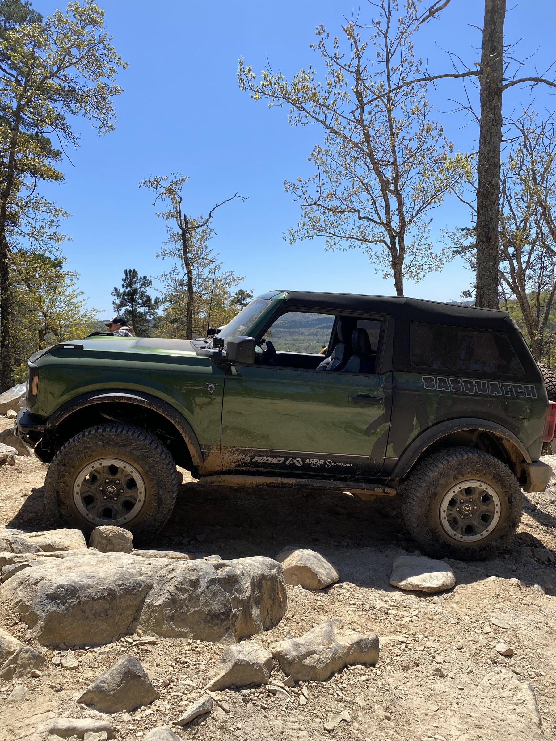 Ford Bronco The Brodozer build 4AF0DE44-1ED3-4ACE-B53E-72CEC85ADF74