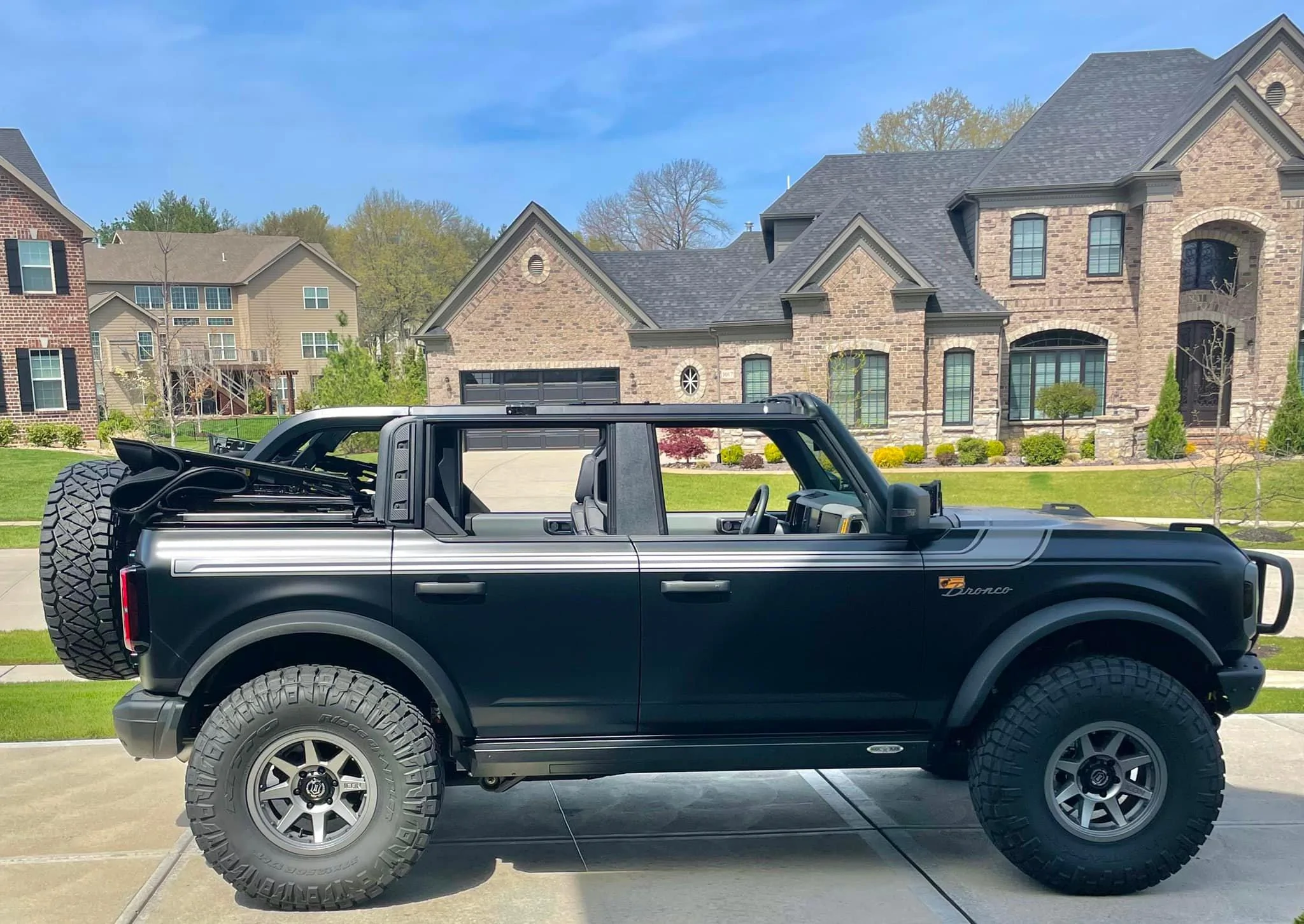 Ford Bronco Stealth Bronco Build With Custom Grill Guard, 37's, 2.5" Lift, Icon Wheels XPEL Stealth Bronco Build 1