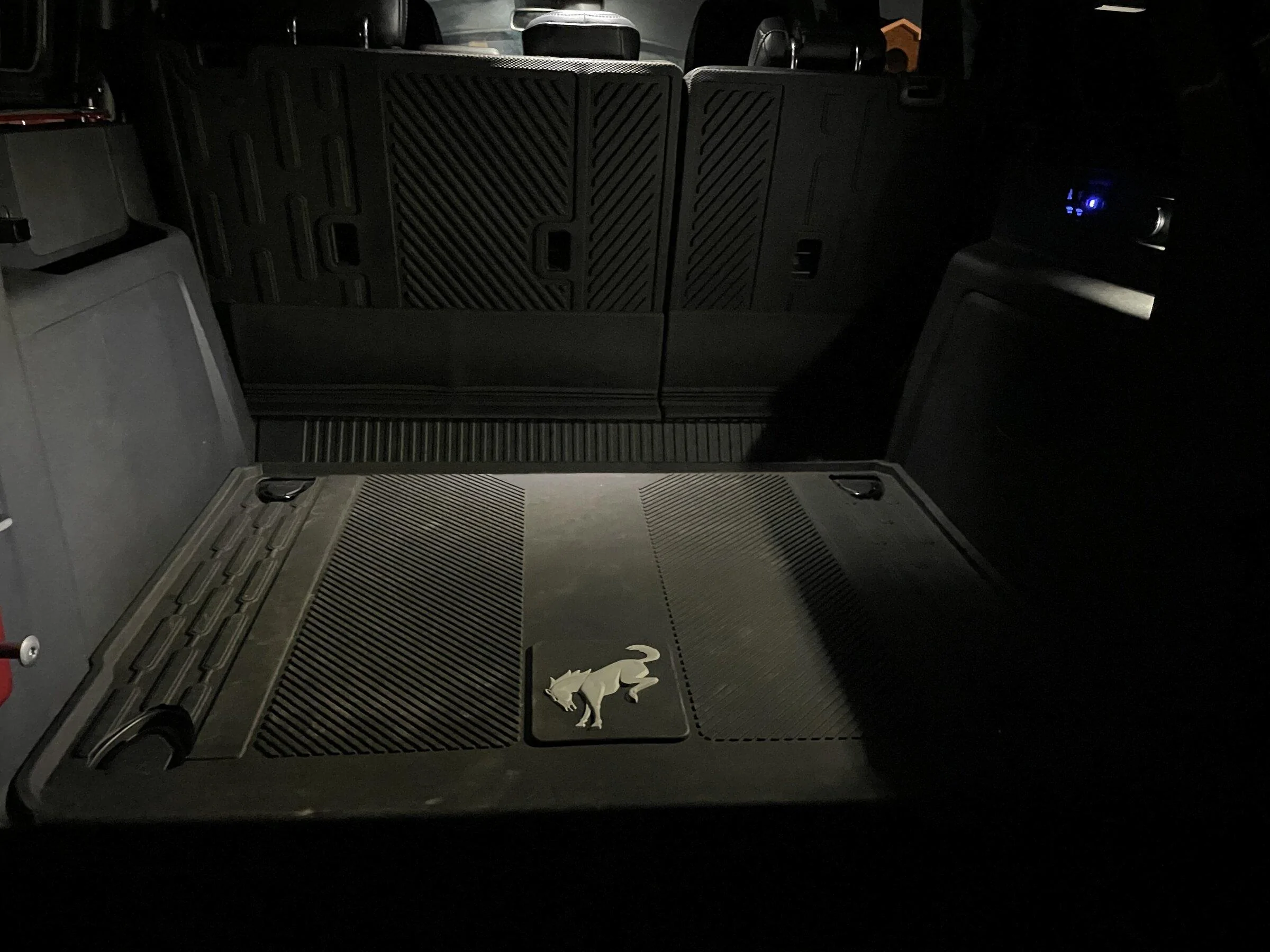Ford Bronco Additional Cargo Area Lighting DIY - Done ✅ 3E90F91F-0567-491B-B4E7-18FA1AAA911D