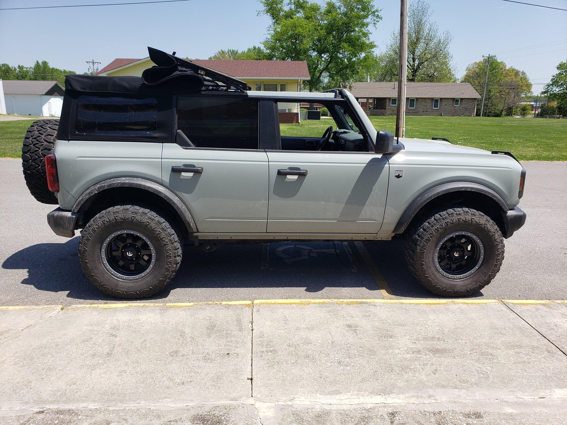 Ford Bronco Refinished wheels 20220428_122207