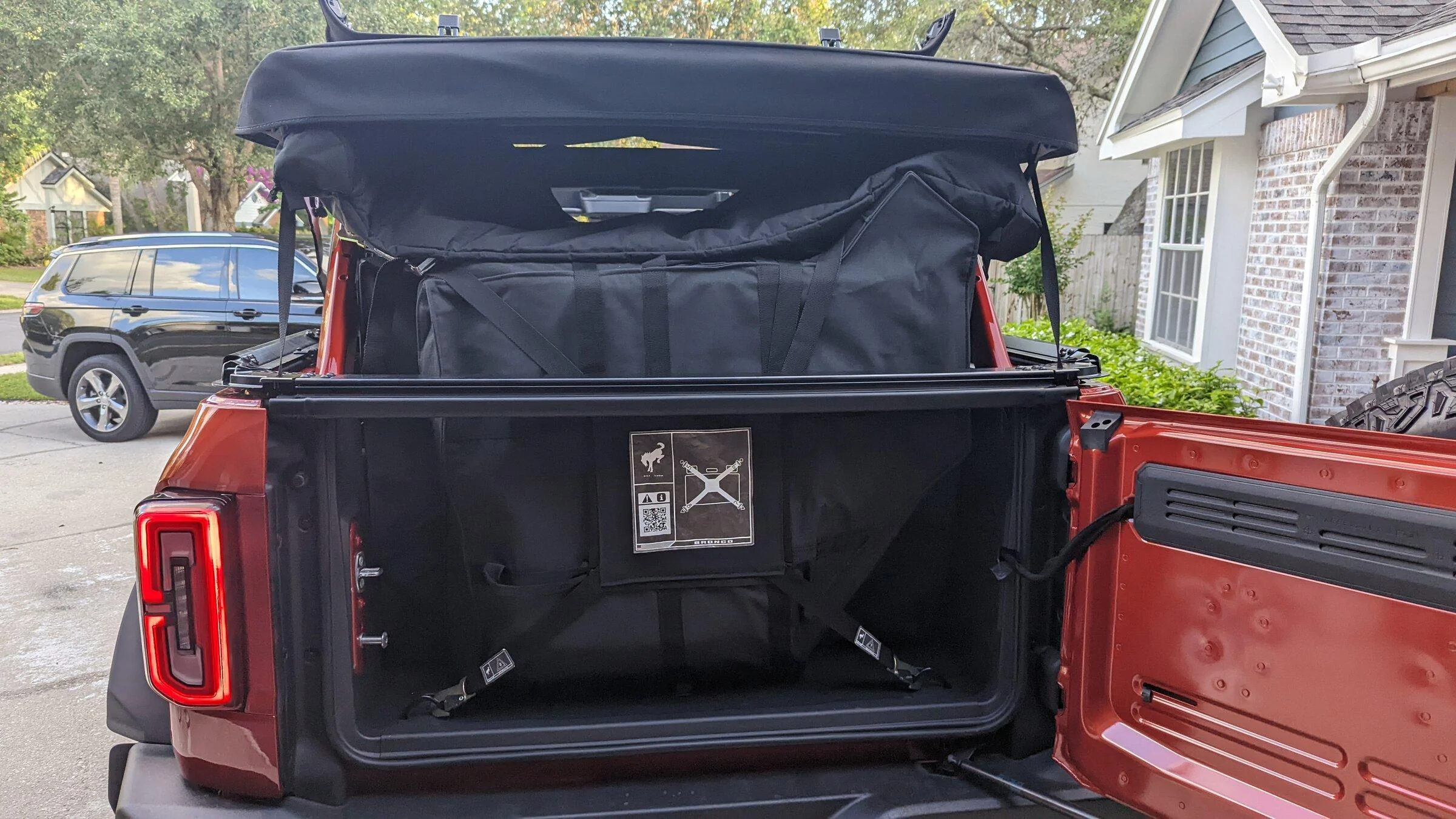 Ford Bronco On board door storage W/ Soft Top PXL_20220428_231109357
