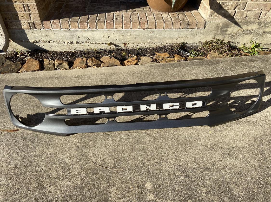 Ford Bronco Big Bend Grille 9EF0704B-7E52-4F83-8336-0D56FE54E367