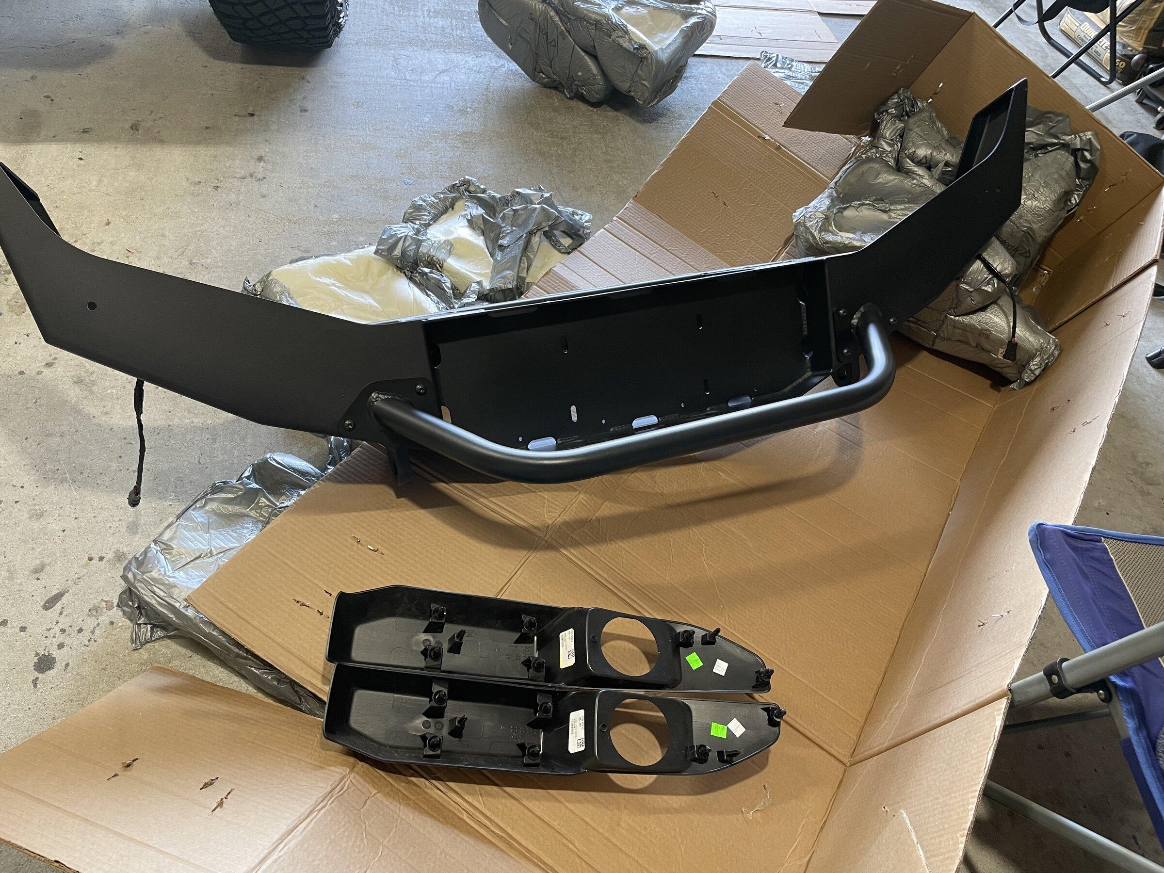 Ford Bronco JCR Vanguard bumper installed 692EF984-E84D-4E71-B5C9-6A4102236188
