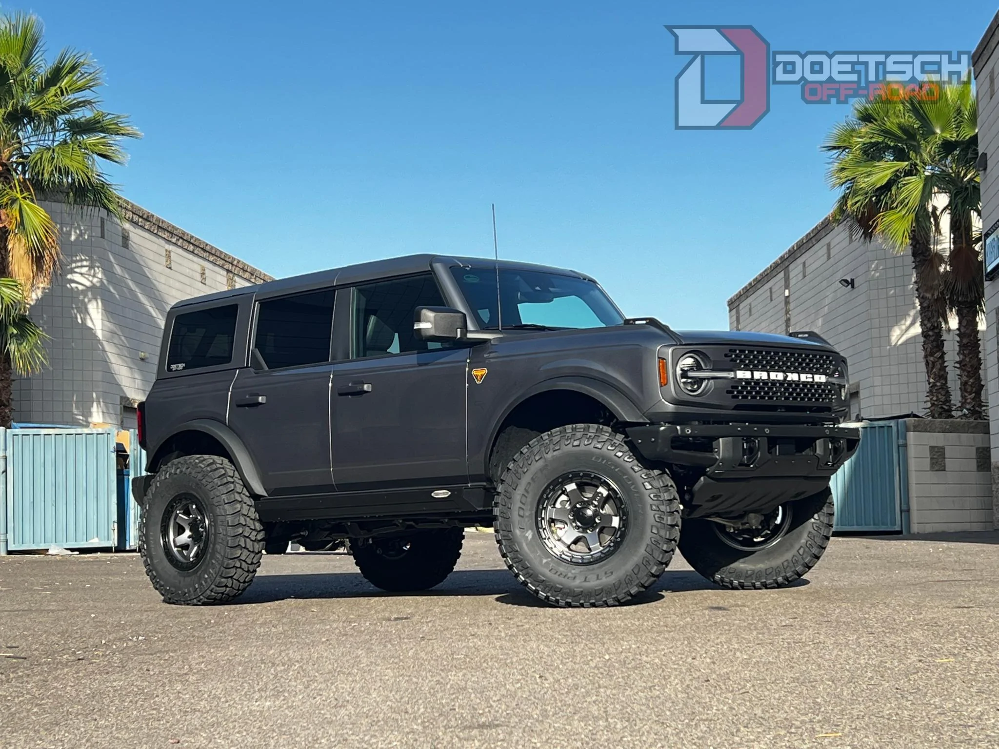 Ford Bronco Mikes Carbonized Fabtech & Fuel Badlands build on 37s 279520923_2332339556909030_1435032472478479843_n