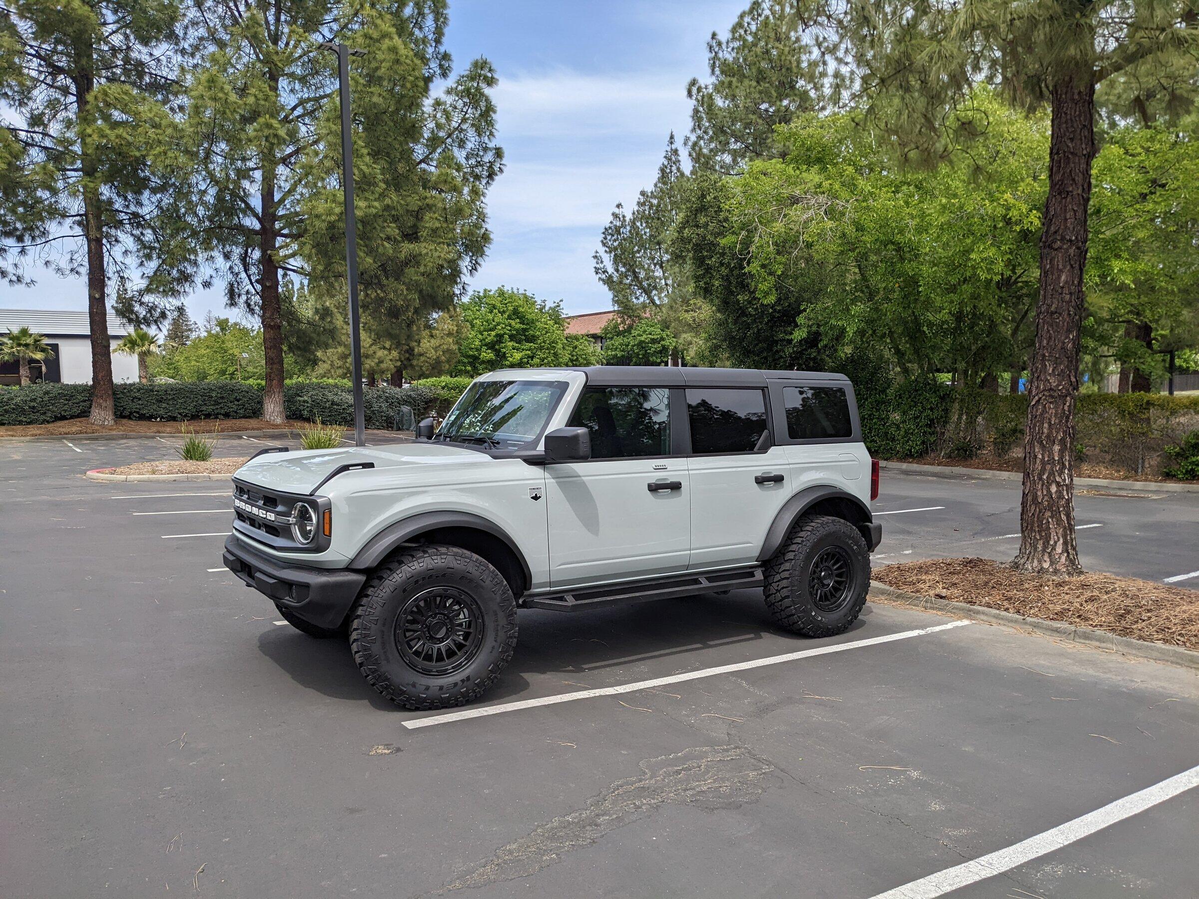 Ford Bronco Show us your installed wheel / tire upgrades here! (Pics) PXL_20220429_212308417