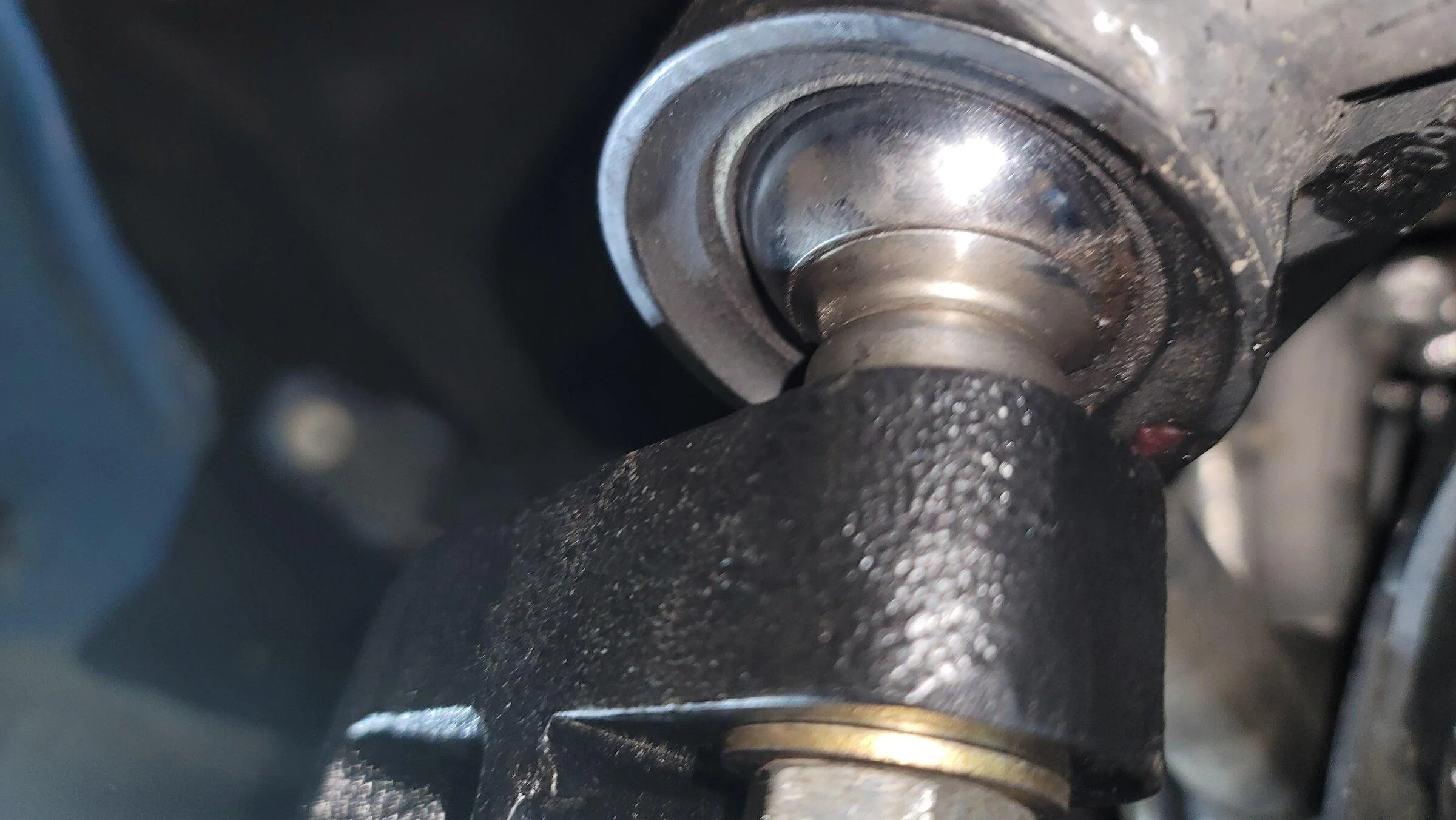 Ford Bronco Exploring off-the-shelf tie rod upgrades 20220429_191542