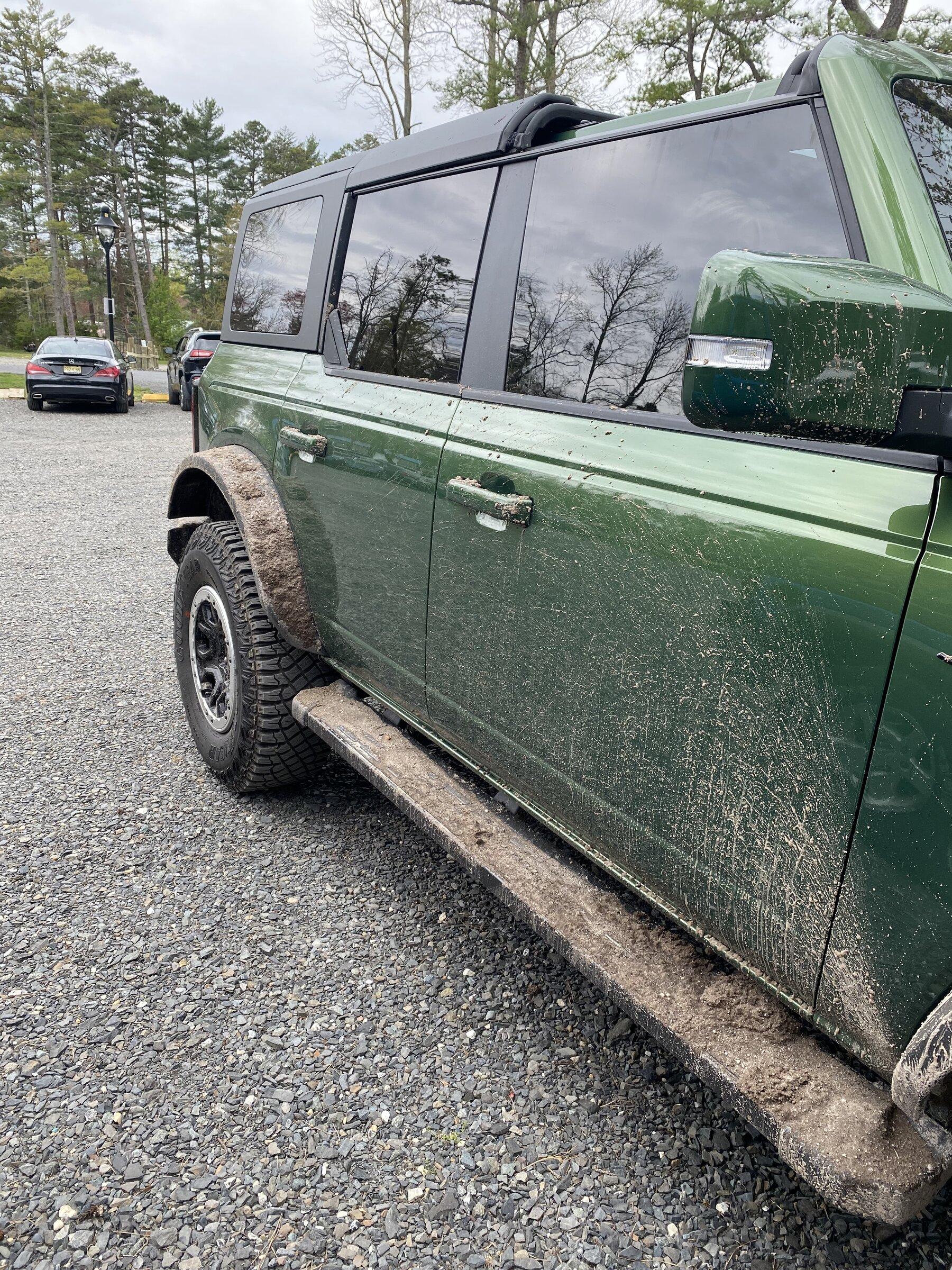 Ford Bronco ERUPTION GREEN Bronco Club EE43F318-3DAA-4EA9-A35F-E9956FA038FC