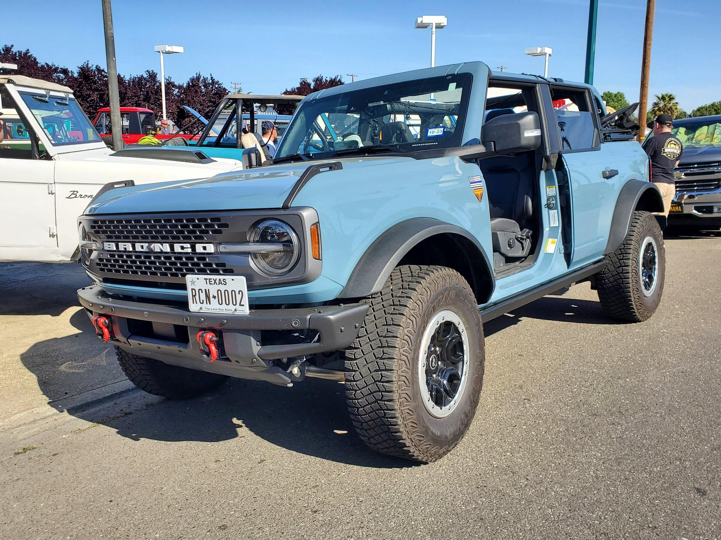 Ford Bronco Pics: Wild Horse Bronco Roundup Lodi CA 20220430_093124