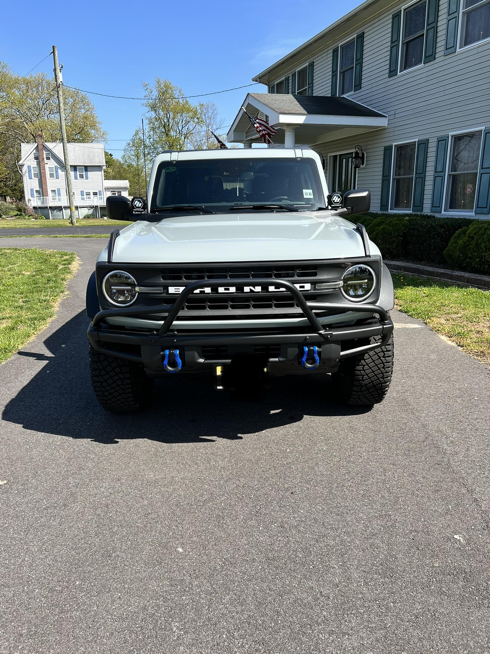 Ford Bronco CACTUS GRAY Bronco Club 55F4AC4E-56C4-47A8-92F1-F1F61330CCD2