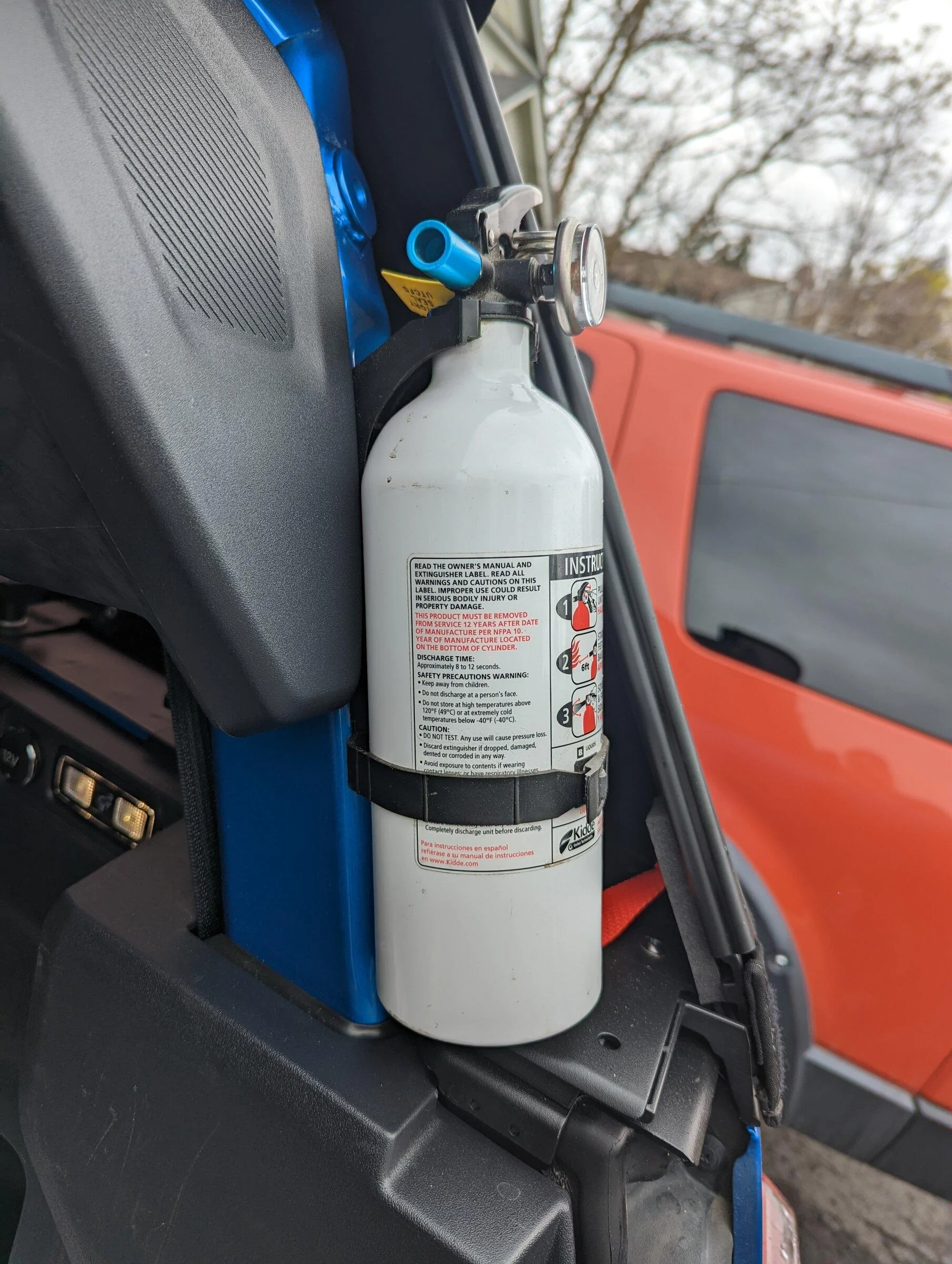 Ford Bronco Fire Extinguisher Mounted Pics - Post Em! PXL_20220430_221620257