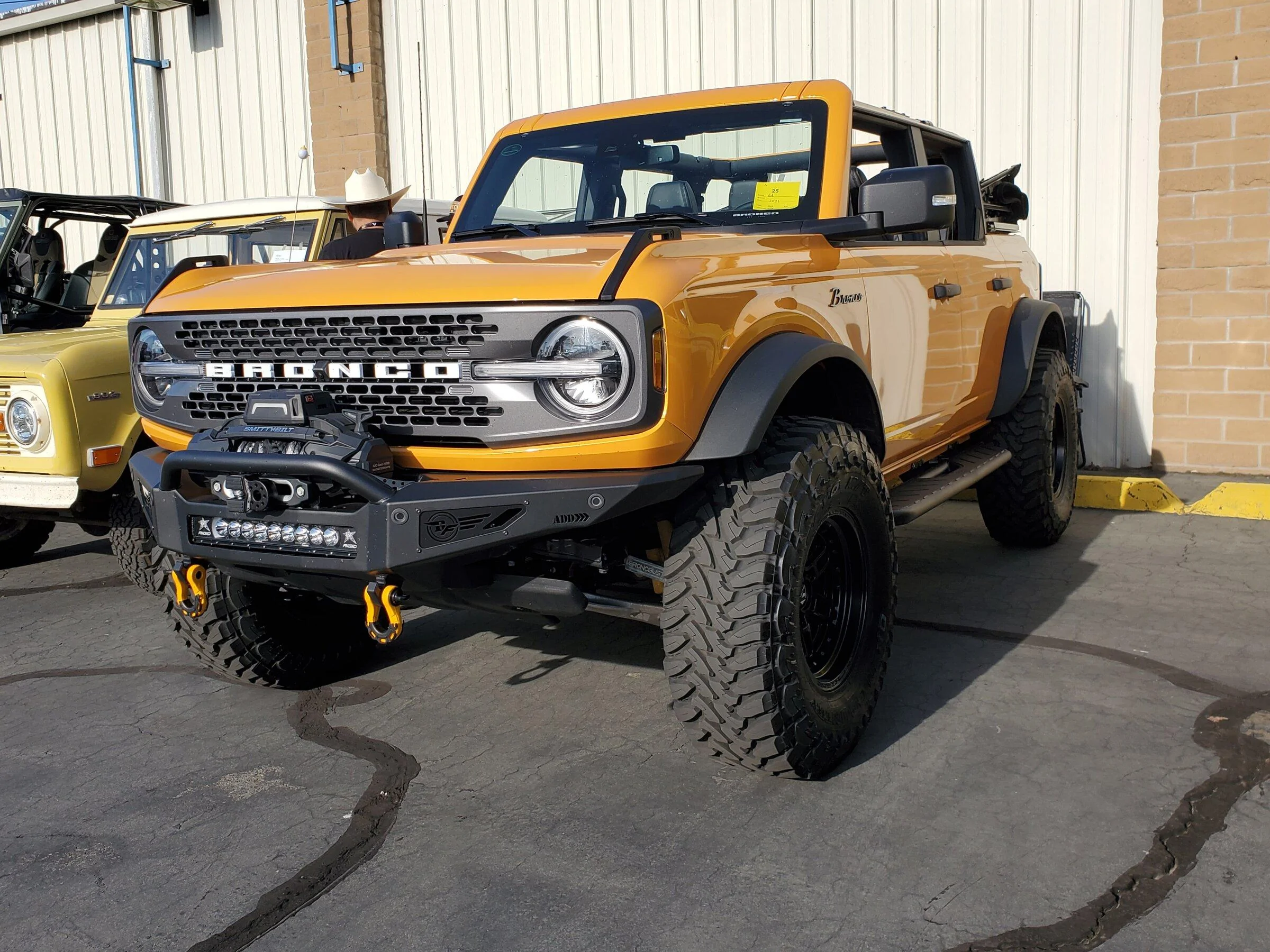 Ford Bronco Pics: Wild Horse Bronco Roundup Lodi CA 20220430_081528