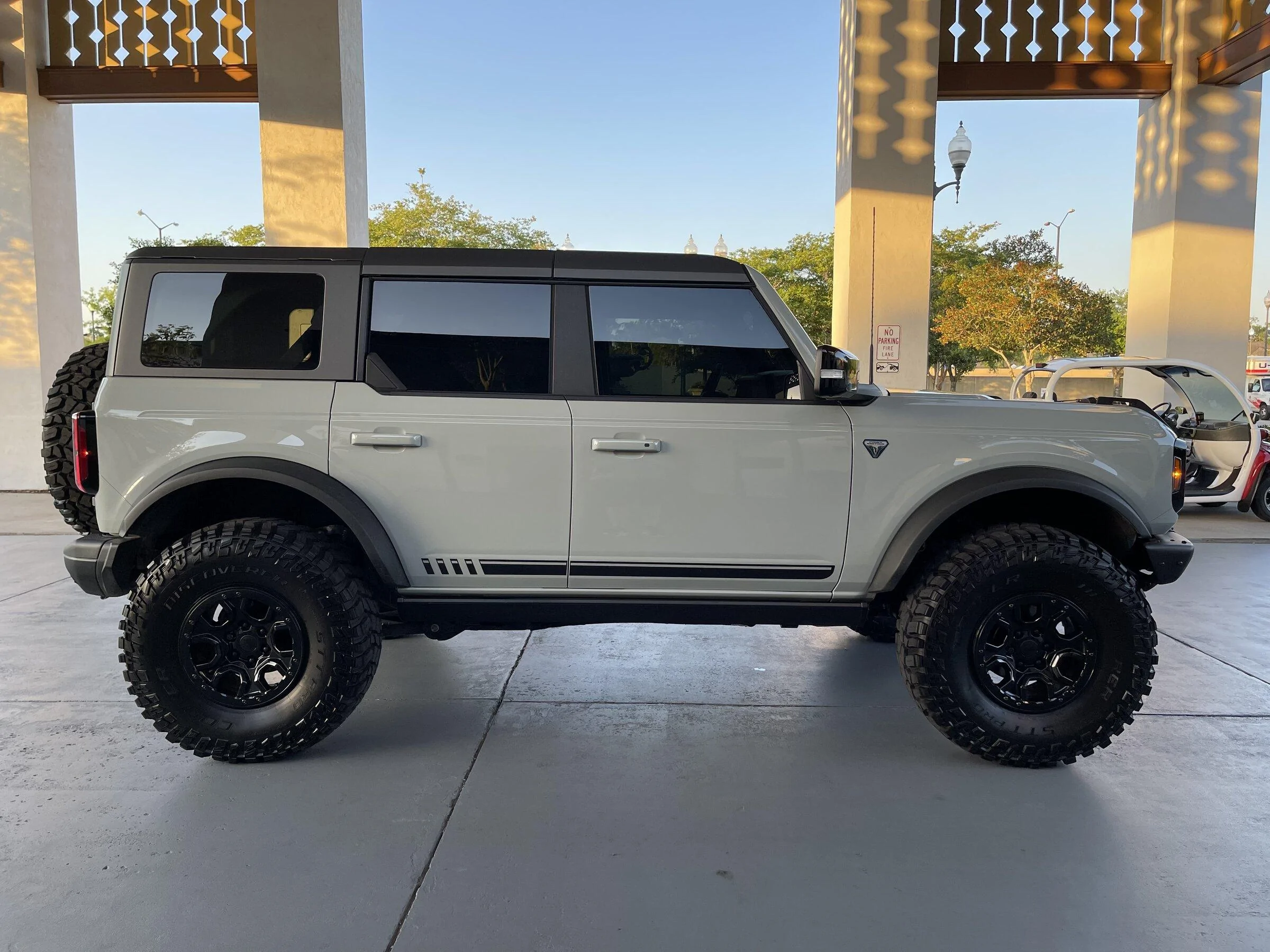 Ford Bronco 2021 First Edition 4 Door: Icon 3” lift on 37” STT Pros and 1.4” spacers! BD7E6FA8-9E7B-4D74-BF75-8F65479508A8