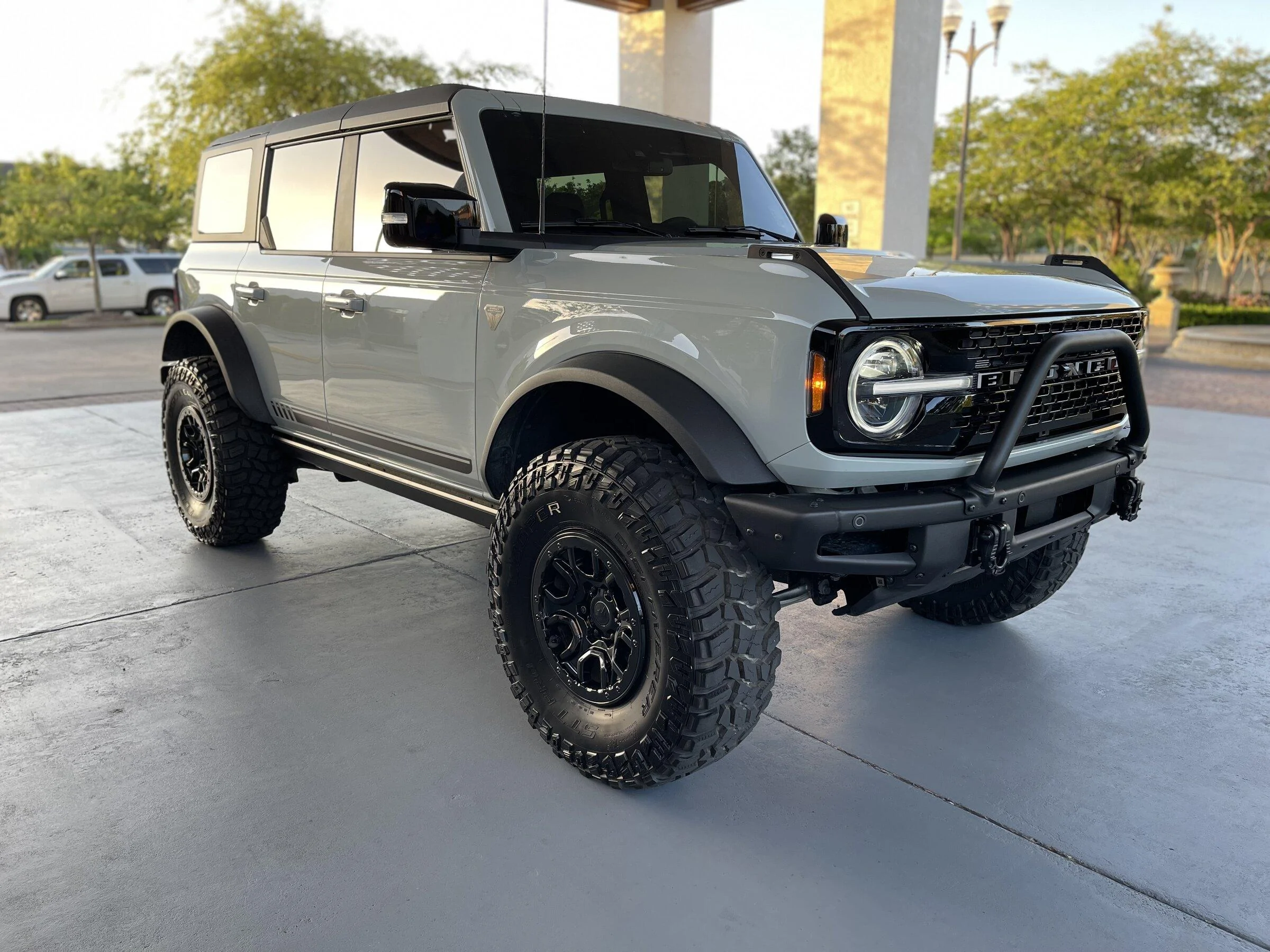 Ford Bronco 2021 First Edition 4 Door: Icon 3” lift on 37” STT Pros and 1.4” spacers! 87D5EC46-90AA-4EF2-A27A-DE89CFFE113D