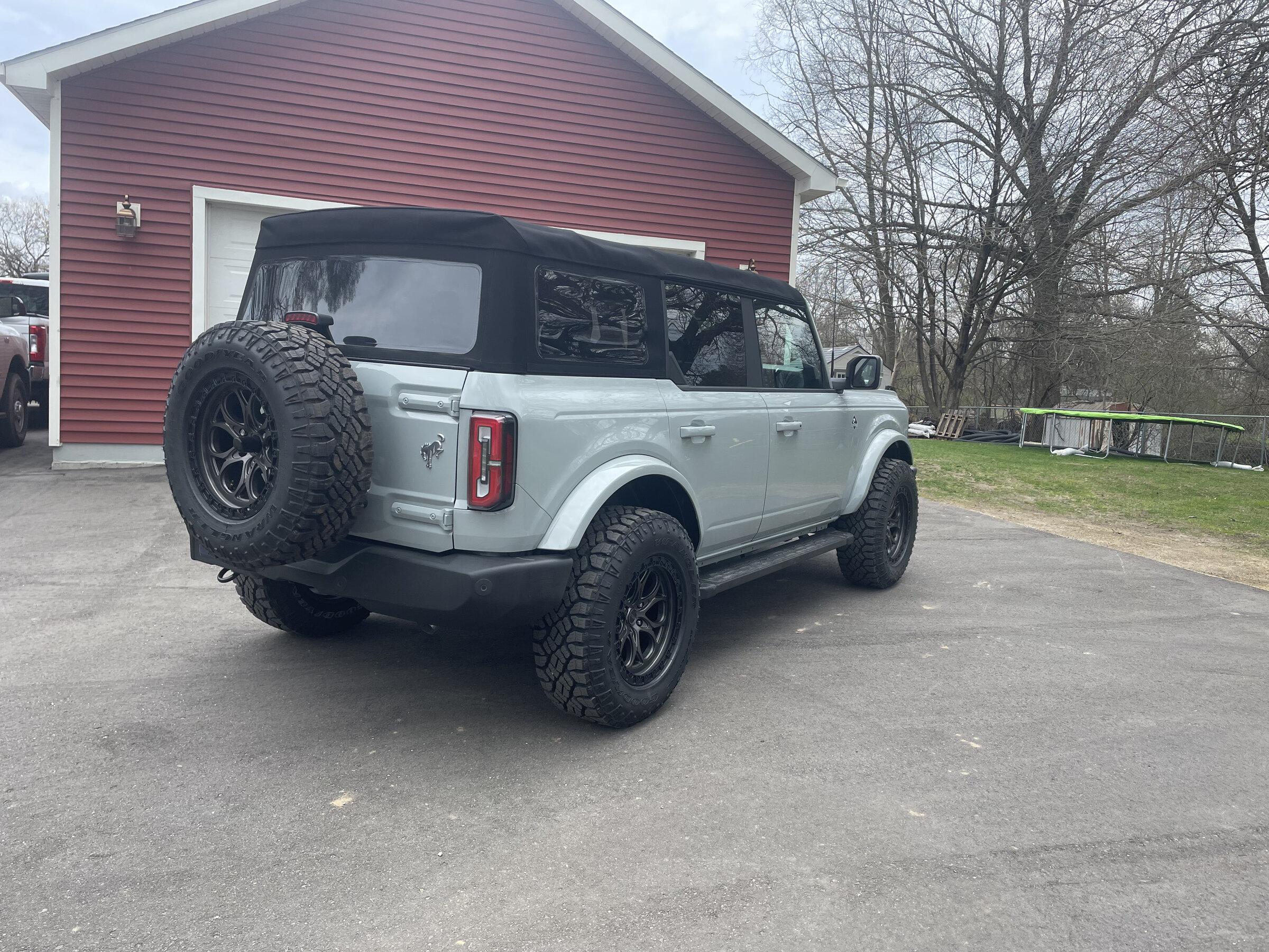 Ford Bronco 🛠 4/11/22 Build Week Group 65C77106-0635-411F-A7B8-5E0A459F86B9