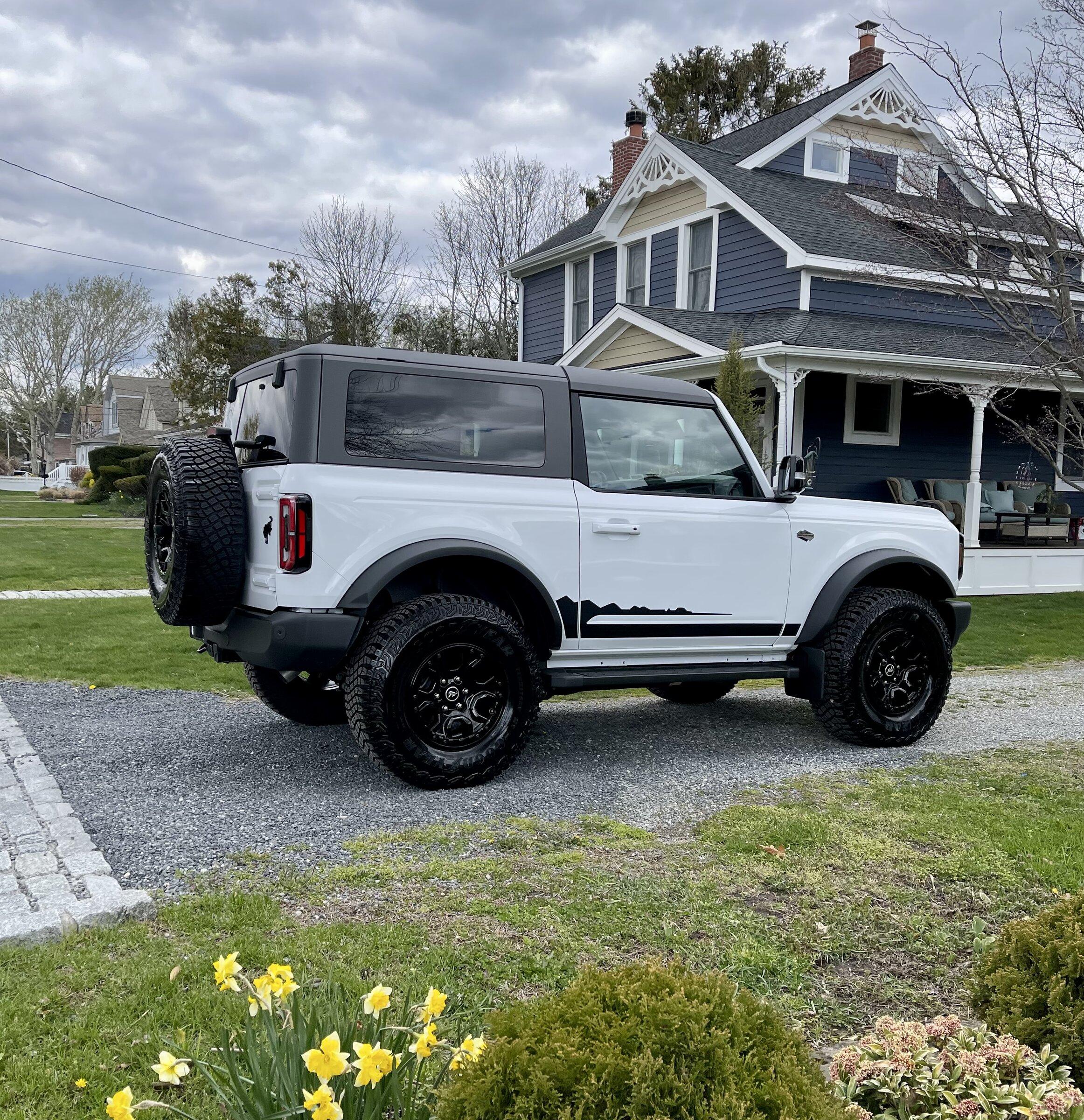 Ford Bronco Repainting in Future, but have Graphics 7D12878D-F3FC-4192-AF78-371077F633B5
