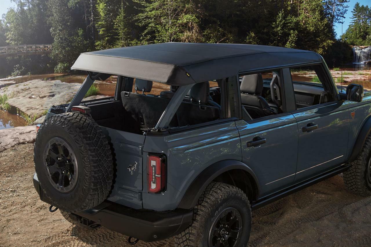 Ford Bronco Bestop vs original soft top 1651454962815