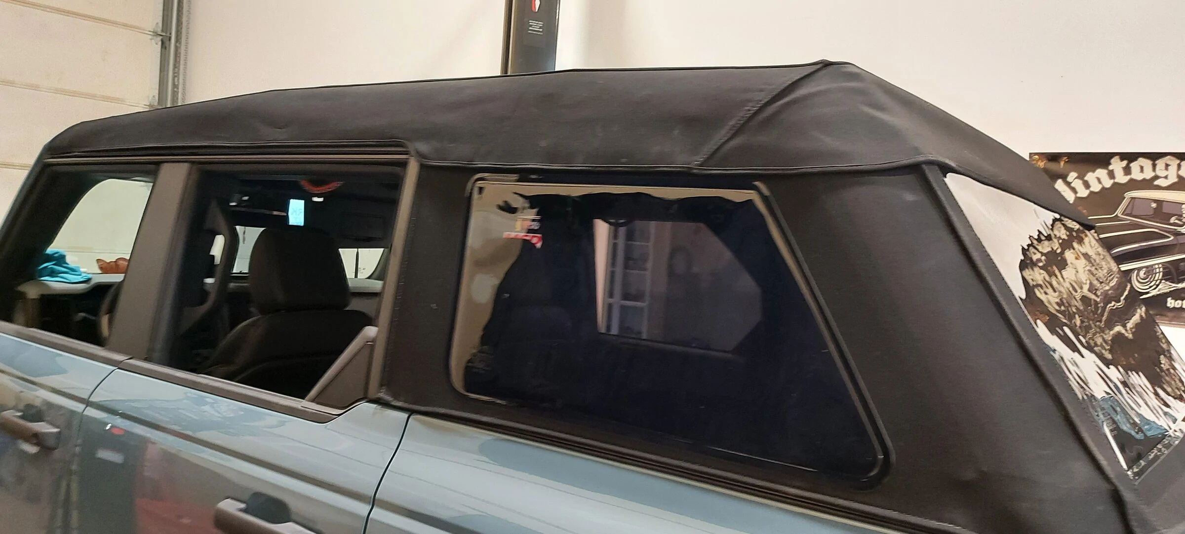 Ford Bronco Bestop vs original soft top 20220501_112634