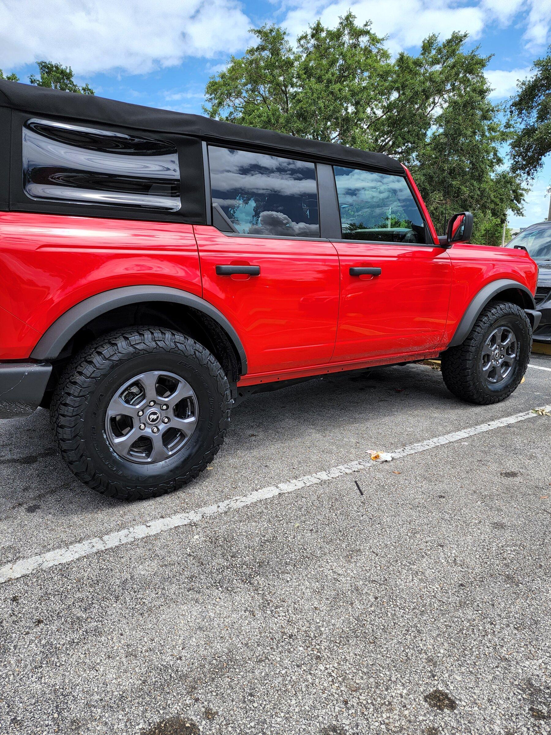 Ford Bronco Big Bend Wheels on 315/70/17 20220424_142611