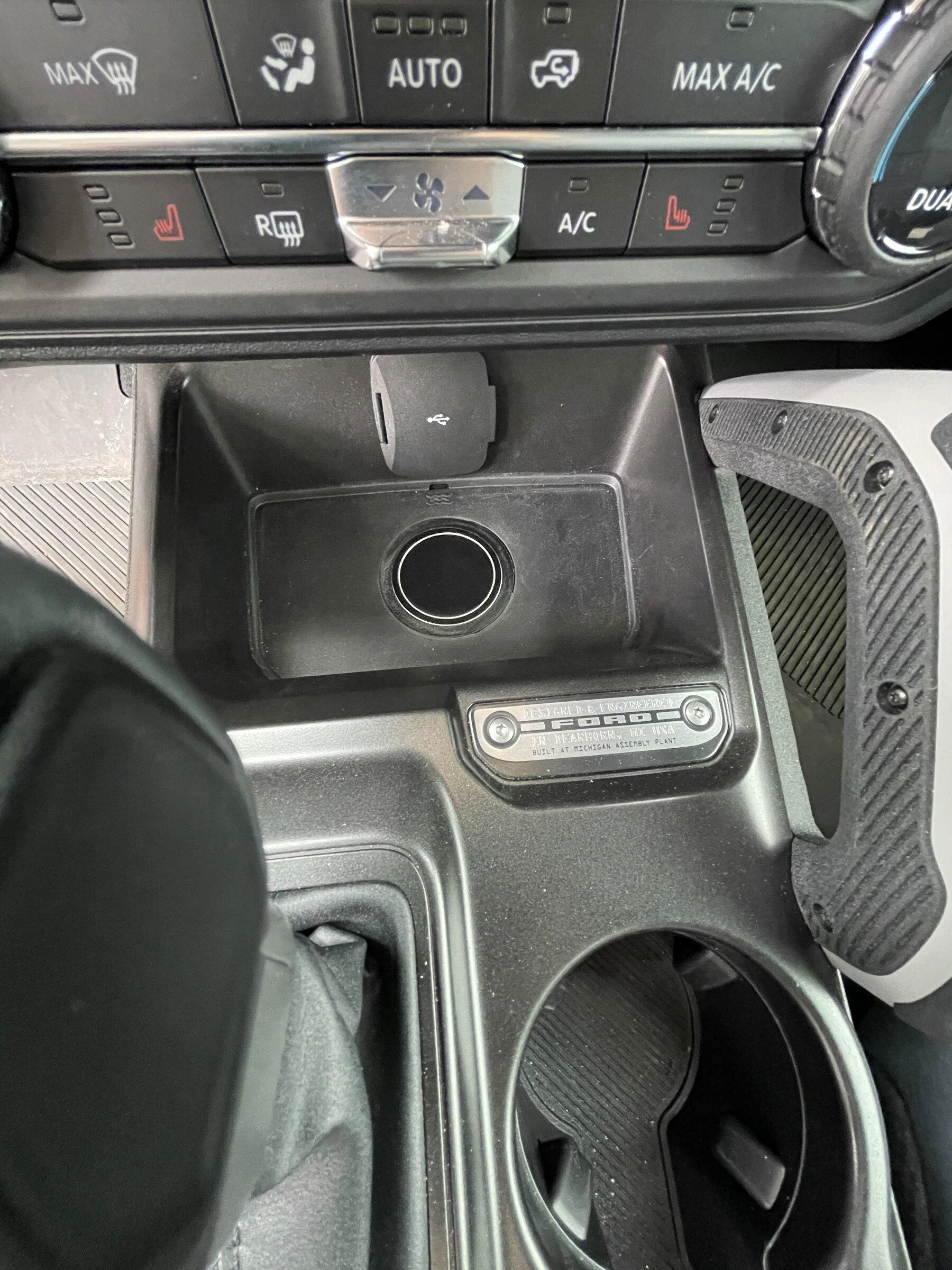 Ford Bronco HOW TO: MagSafe Wireless Charger Install in Factory Location - DIY IMG_8010