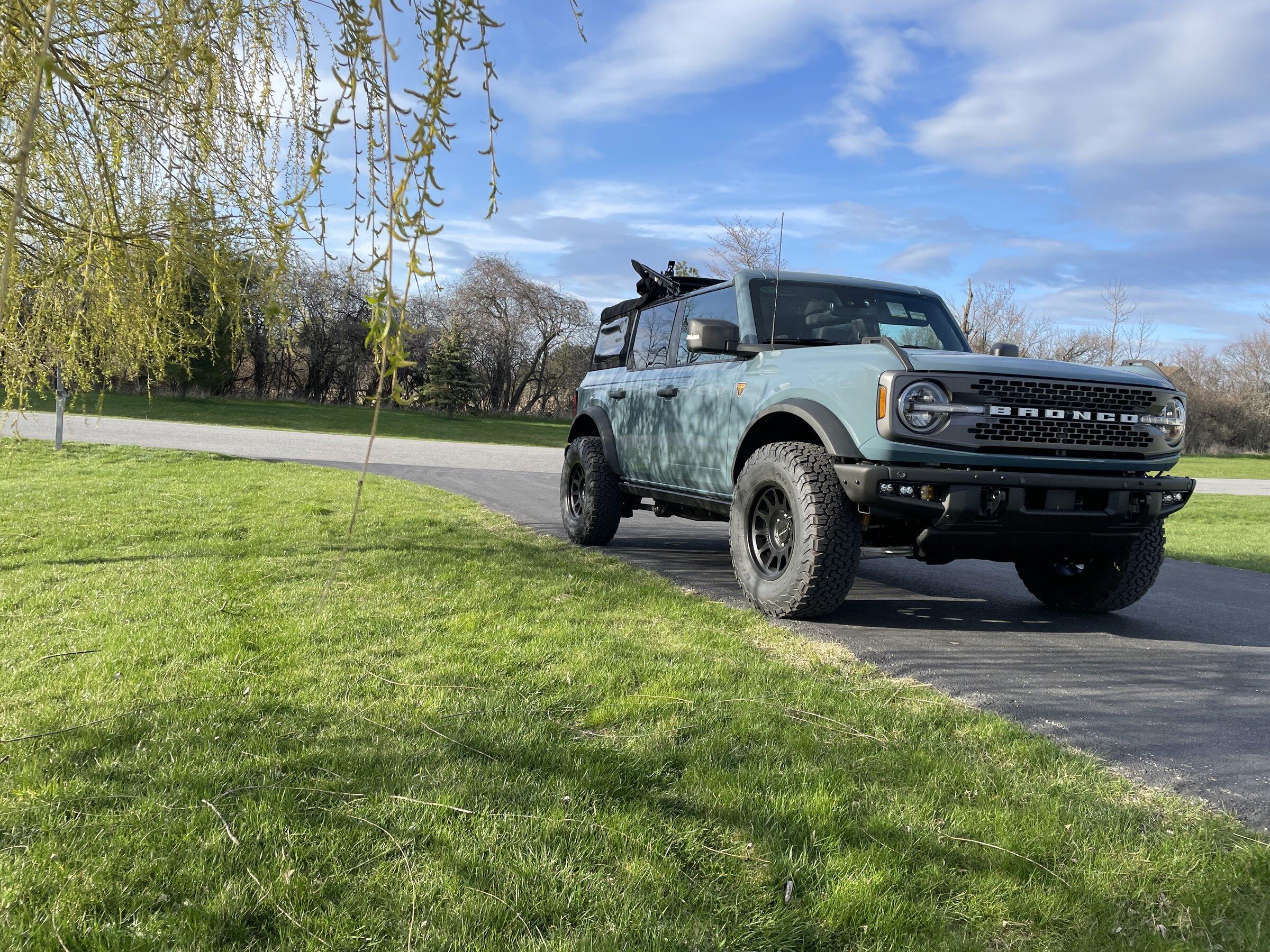 Ford Bronco AREA 51 Bronco Club 660DDA94-1B81-404B-BEB9-B1608D92DD5C