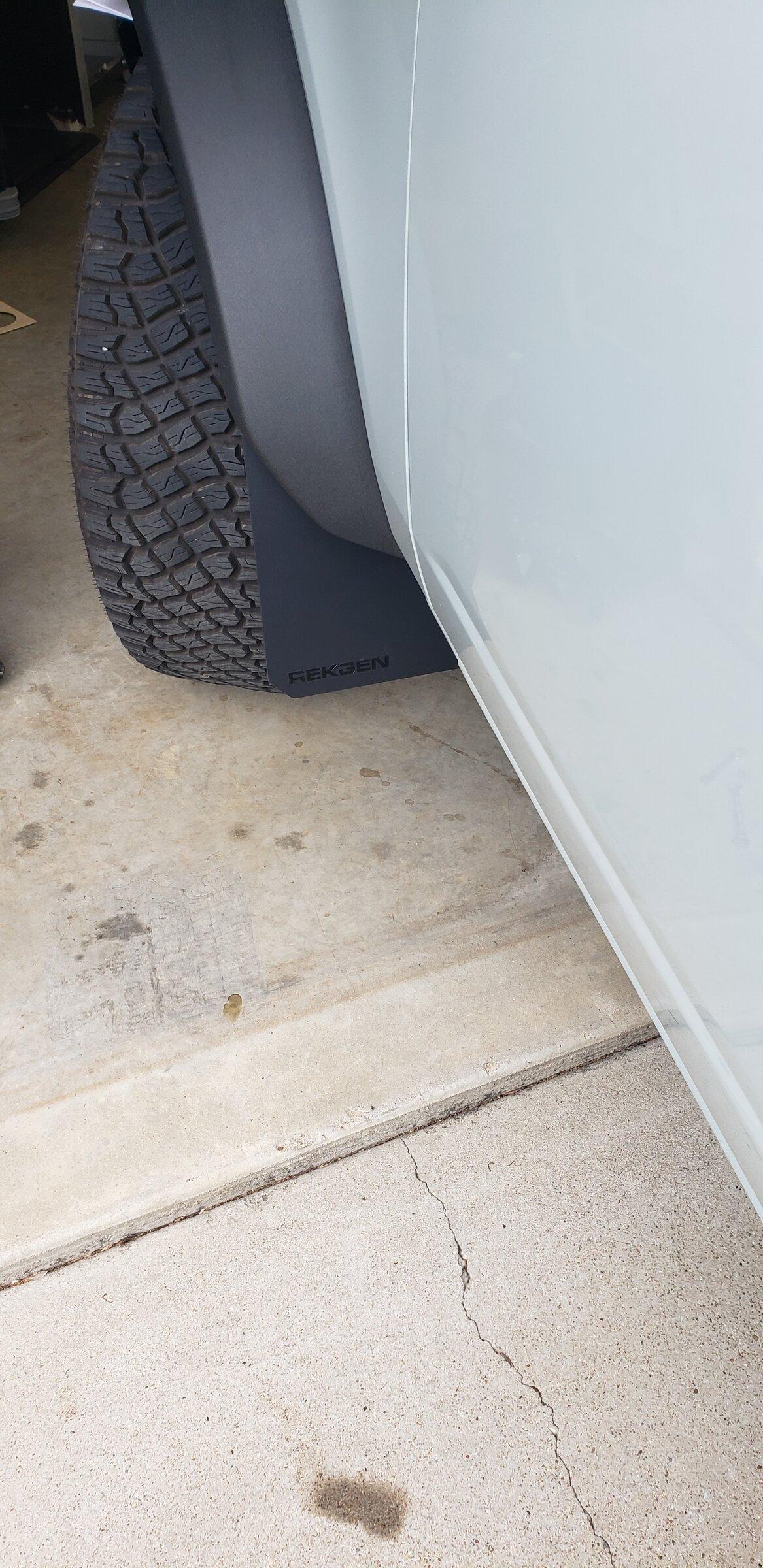 Ford Bronco RekGen mudflaps! 20220430_174110