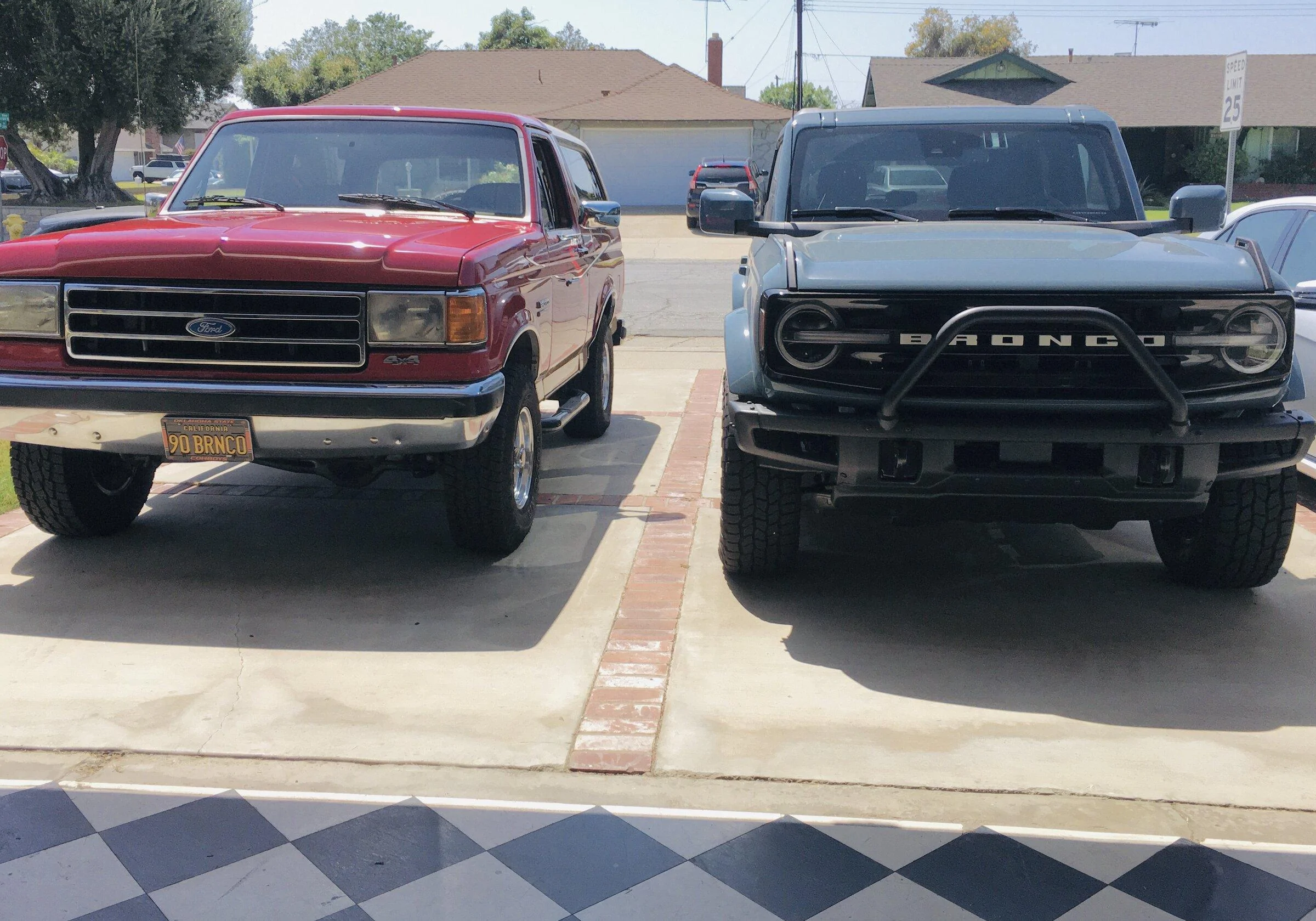 Ford Bronco Choices Choices 583B9D8D-BF2C-482B-A14E-7B8CB15AFD16