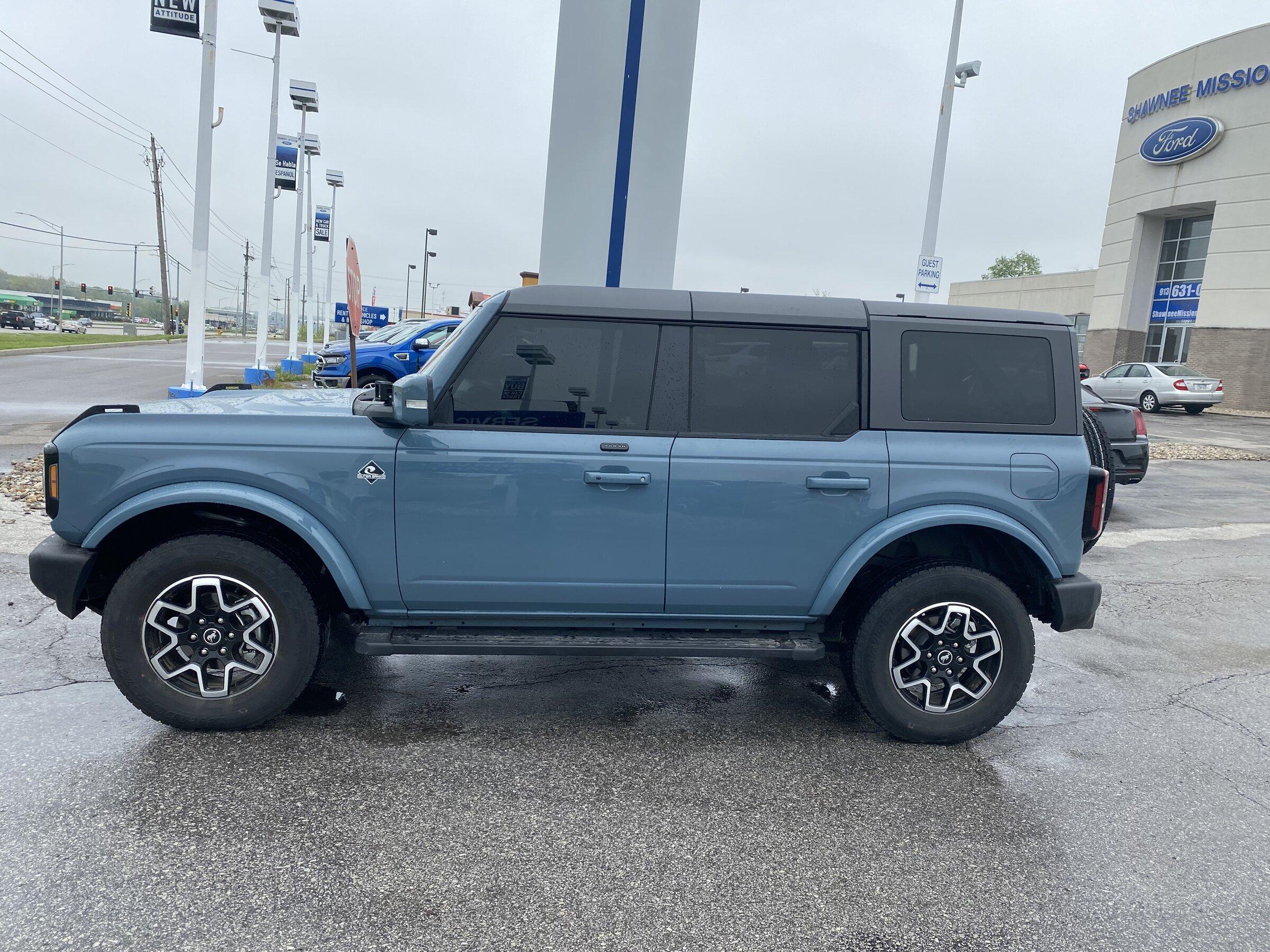 Ford Bronco Made switch from Soft Top to MIC Hard Top A163FA11-719C-4244-8F99-DE19E87A2608