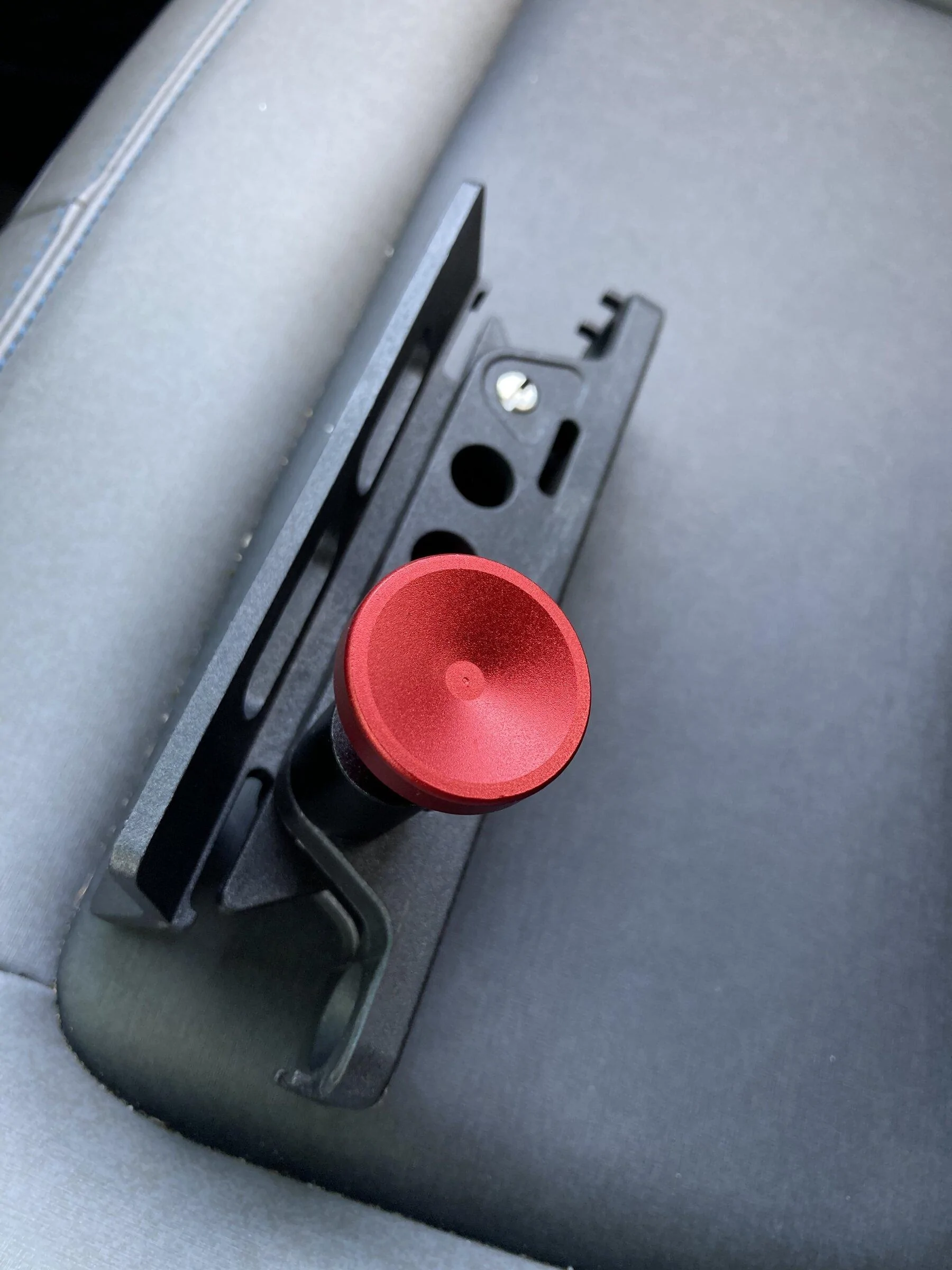 Ford Bronco Fire Extinguisher Mounted Pics - Post Em! EDEC9770-536D-4EA1-B170-287502052C45