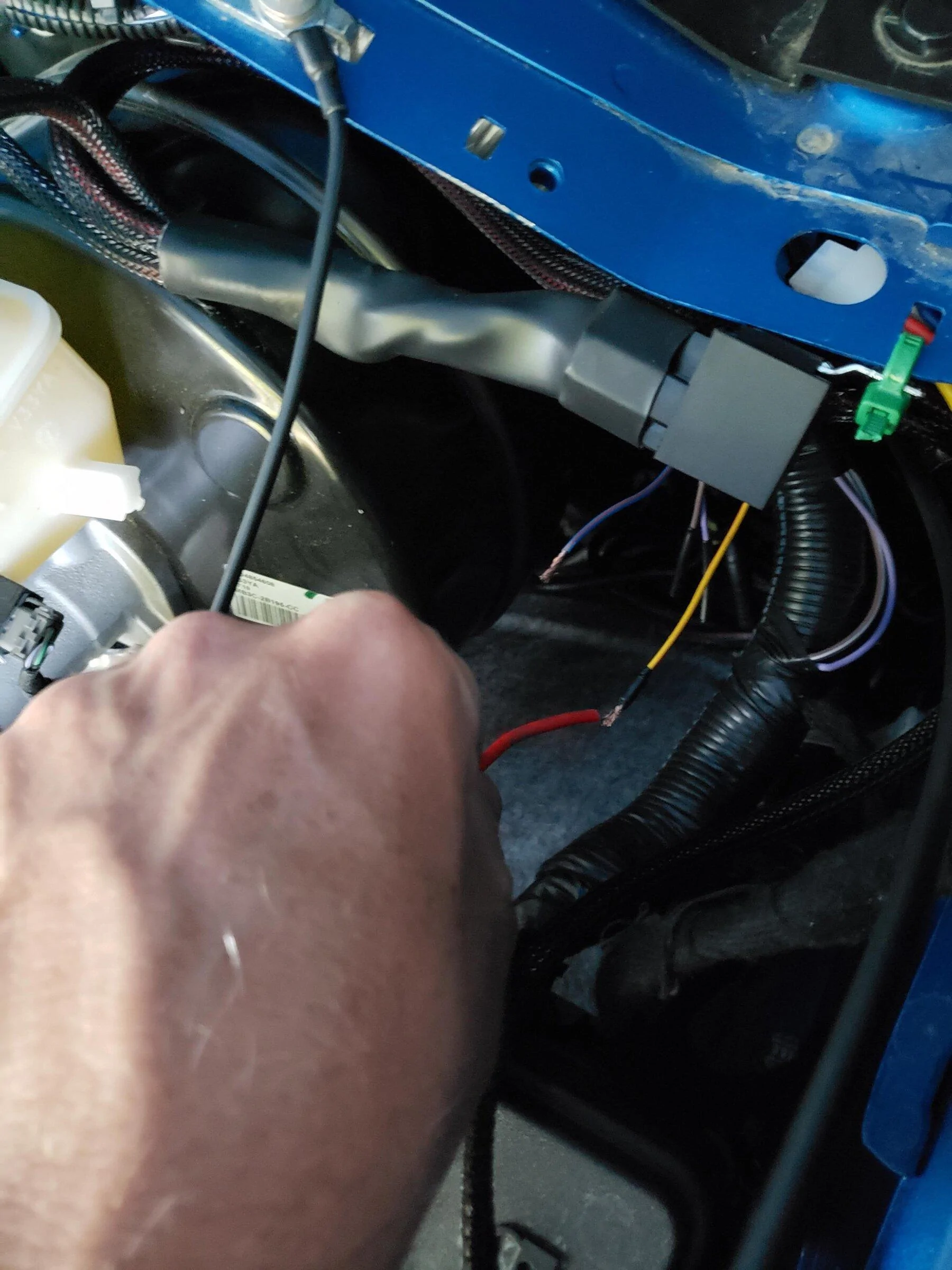 Ford Bronco Diode Dynamics SS3 backlights Install Main to Aux6