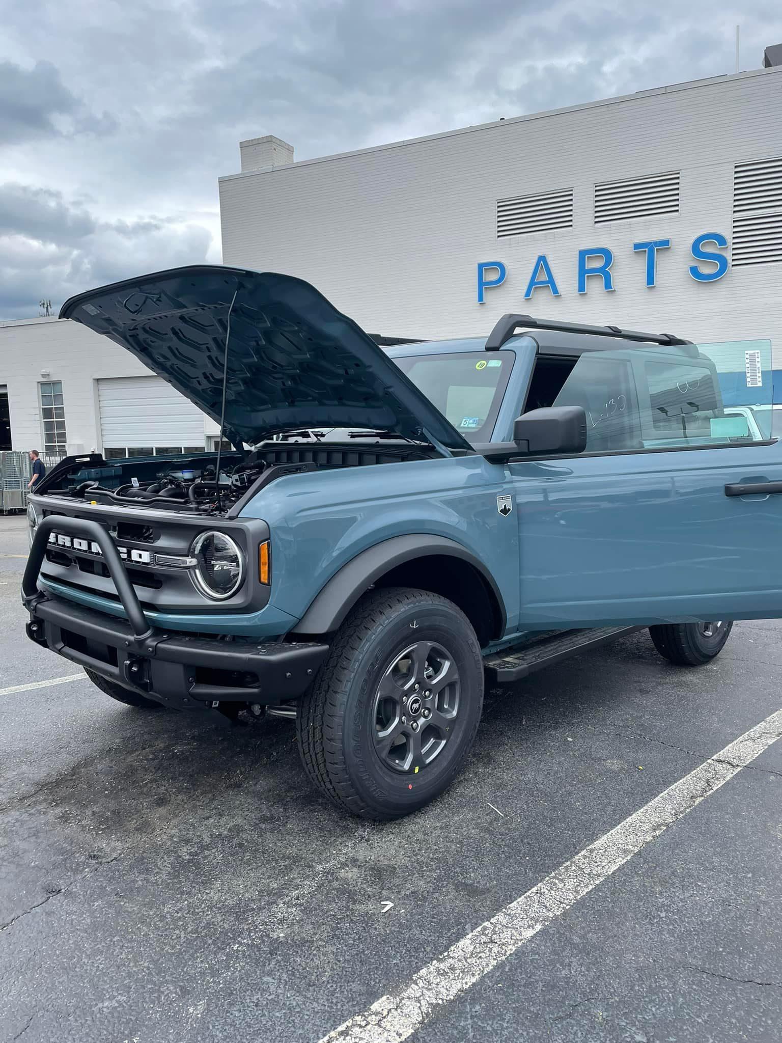 Ford Bronco What did you do TO / WITH your Bronco today? 👨🏻‍🔧🧰🚿🛠 Before wheels1