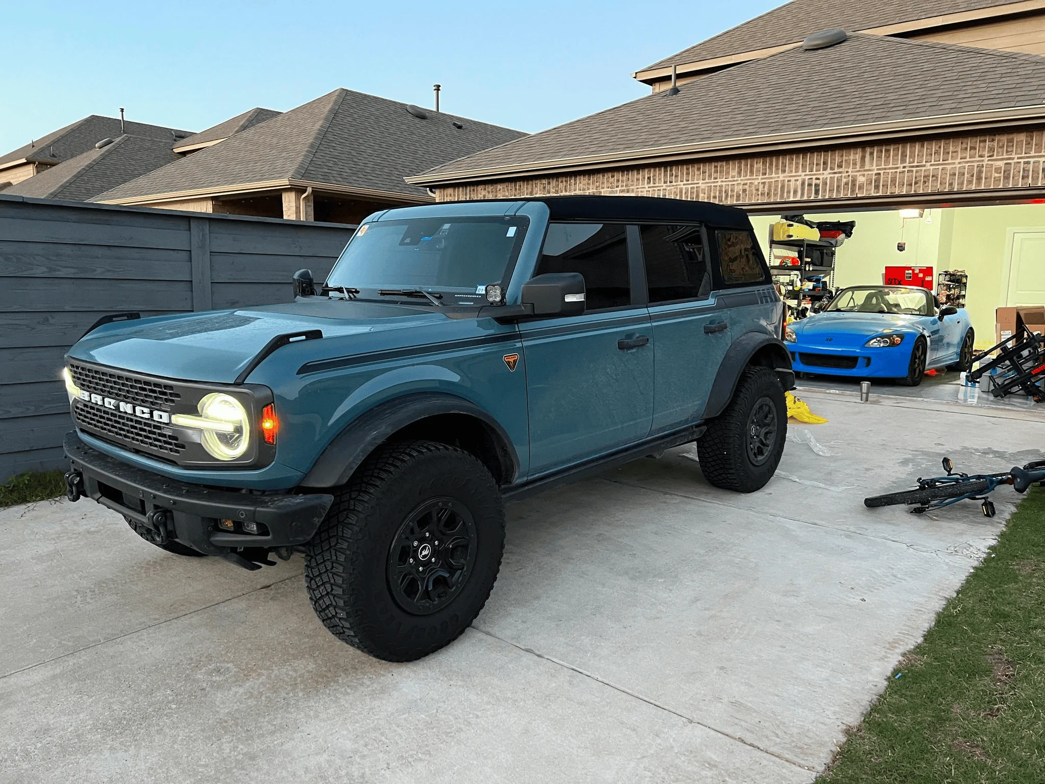 Ford Bronco Mo's Bronco 1651855348101