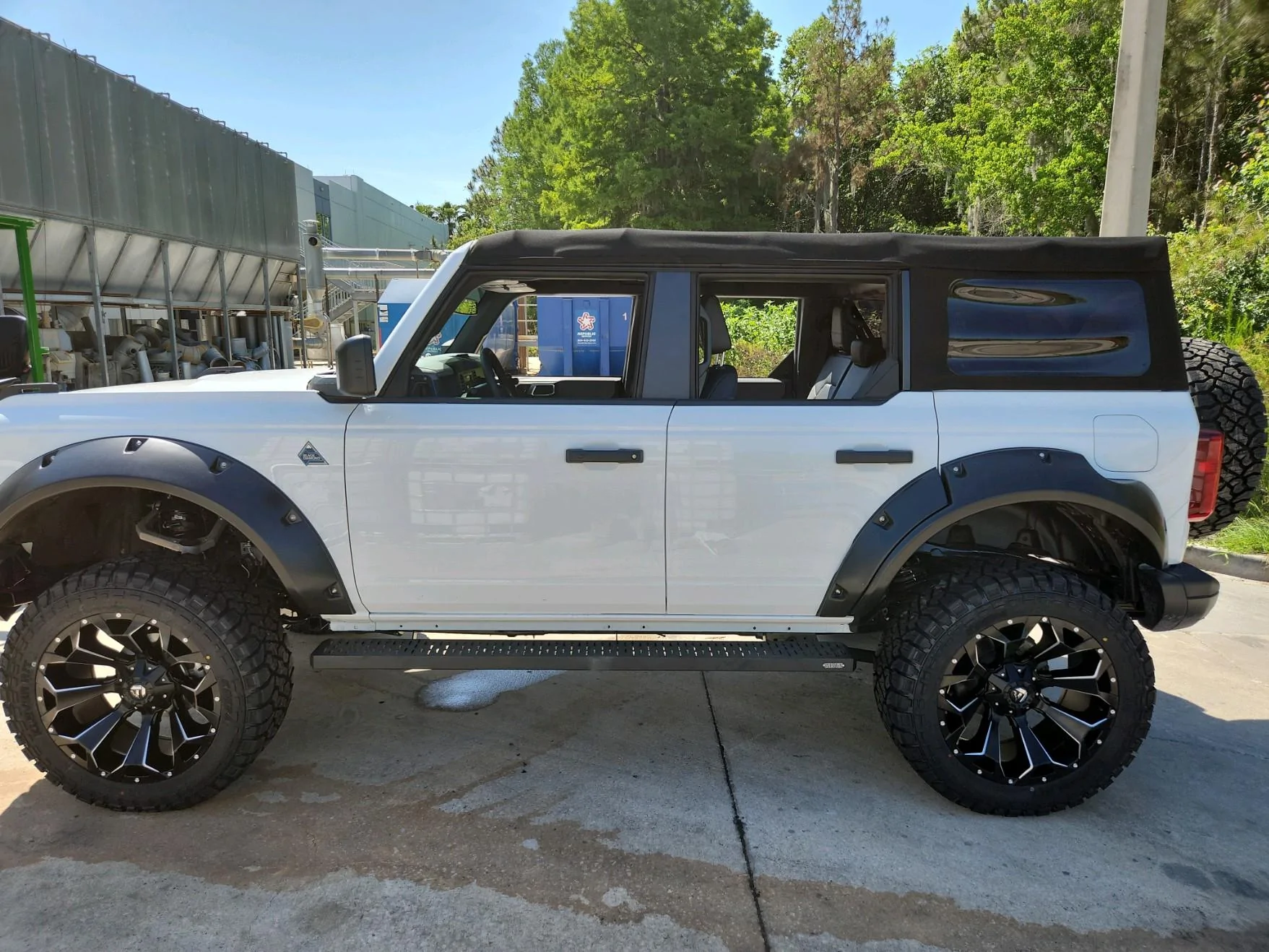 Ford Bronco Paintable Fender Flares by Bushwacker 2B9FA9BD-5C97-4109-B8D7-B396BE6AC705