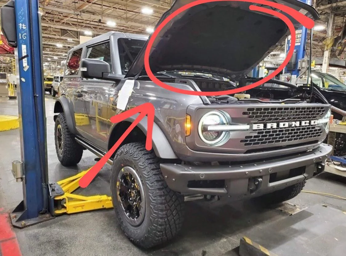 Ford Bronco Sound deadening with order Hood1~2