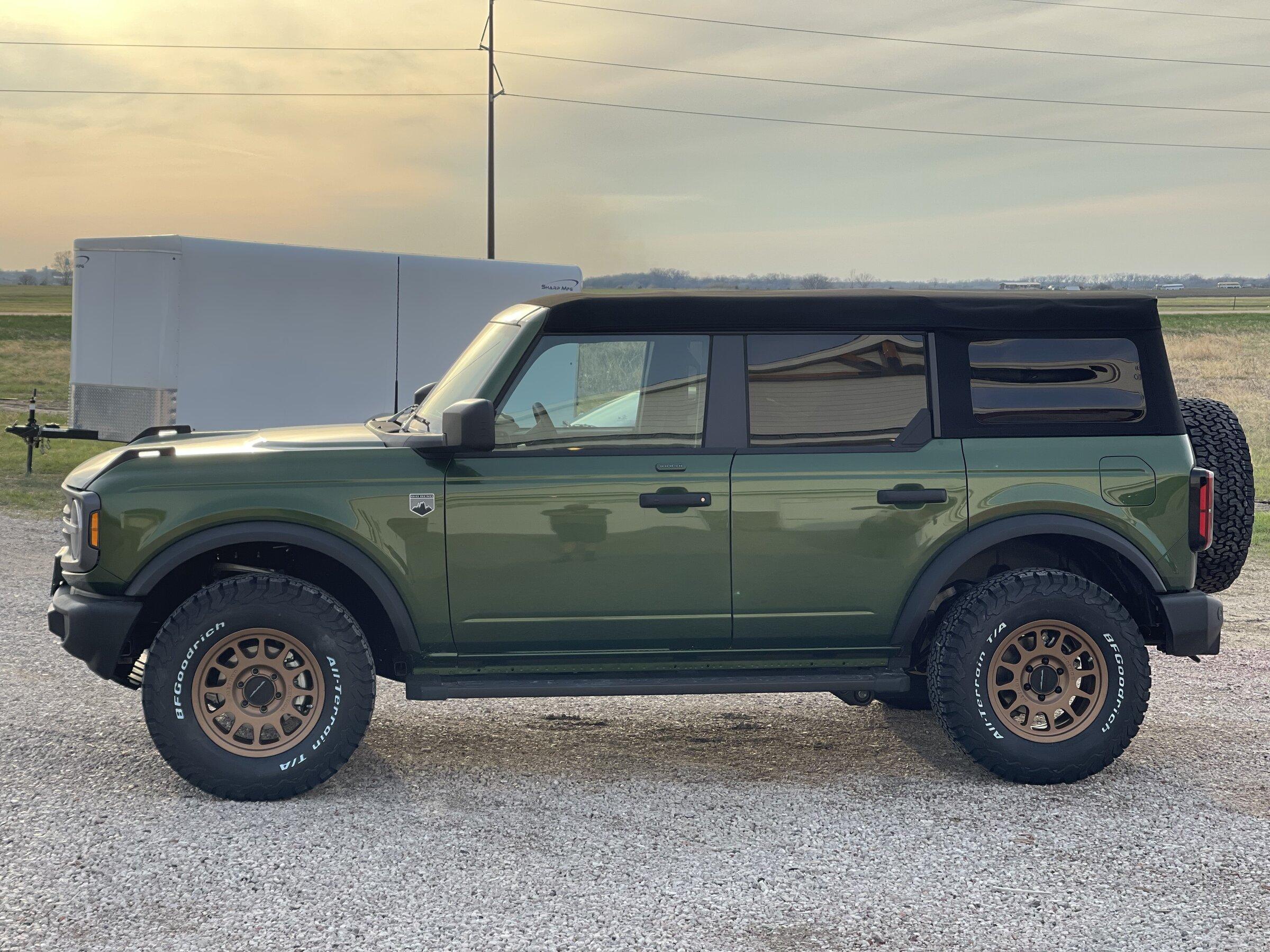 Ford Bronco Show us your installed wheel / tire upgrades here! (Pics) 7CA9C8C9-6D12-4452-BAE2-5D77F7A88D7D
